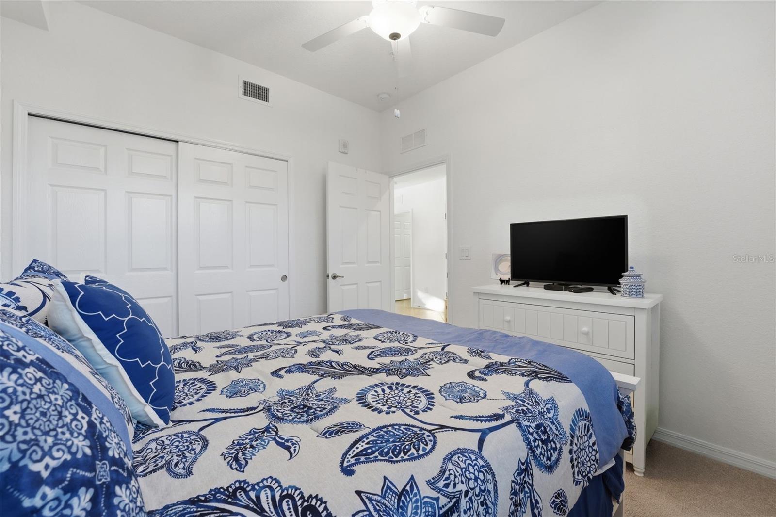 SARASOTA NATIONAL - Residential