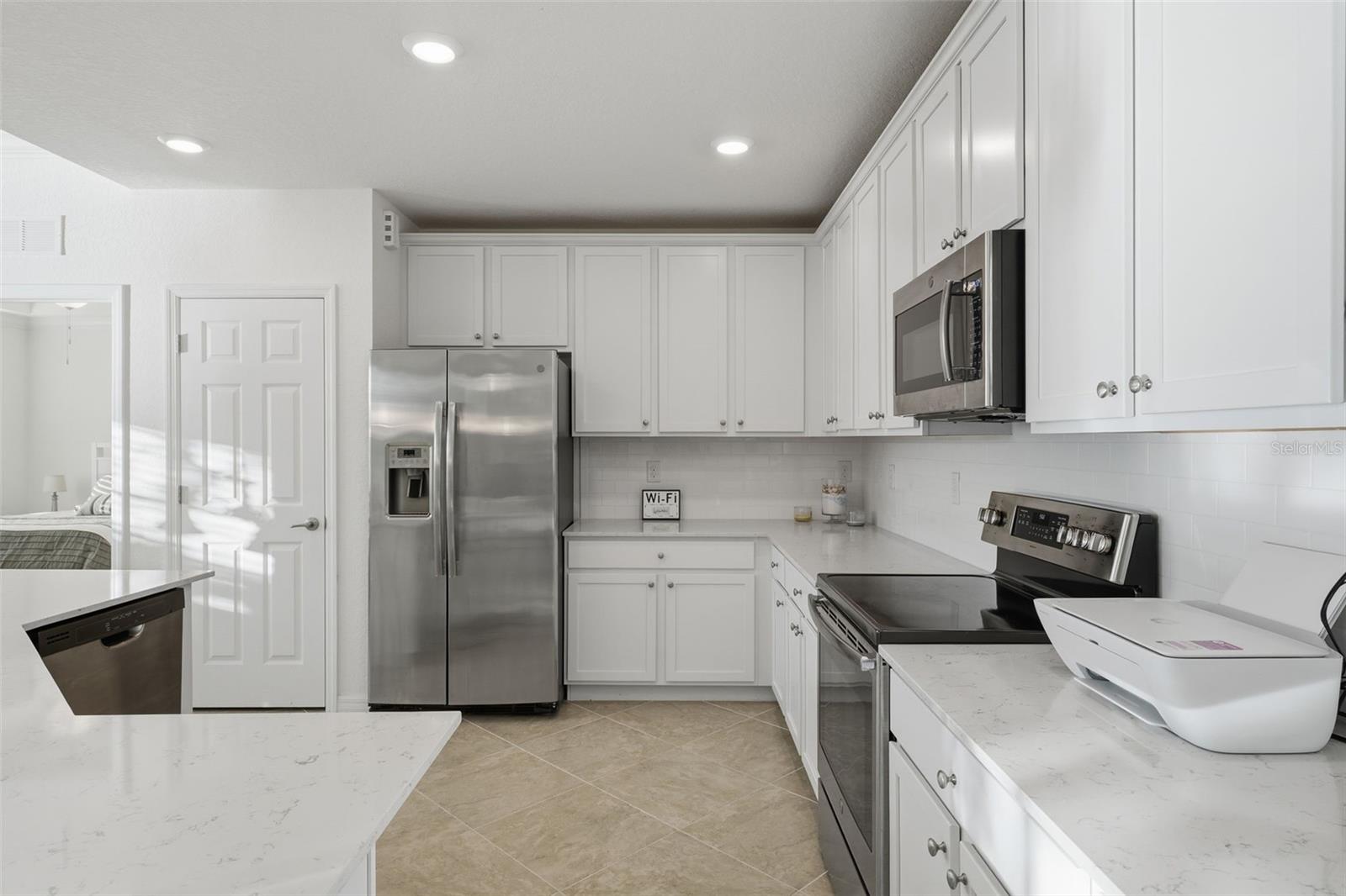 SARASOTA NATIONAL - Residential