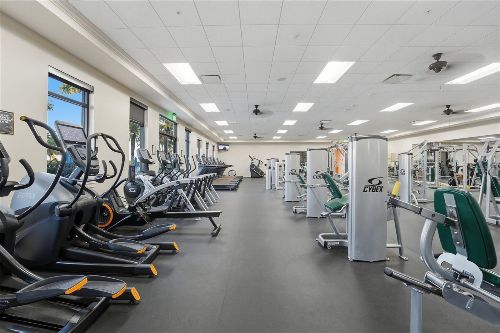 SARASOTA NATIONAL - Residential