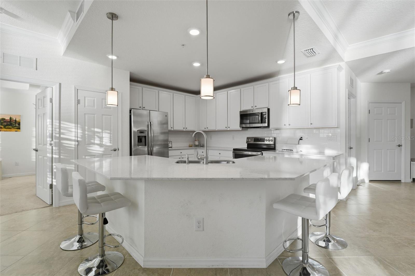 SARASOTA NATIONAL - Residential