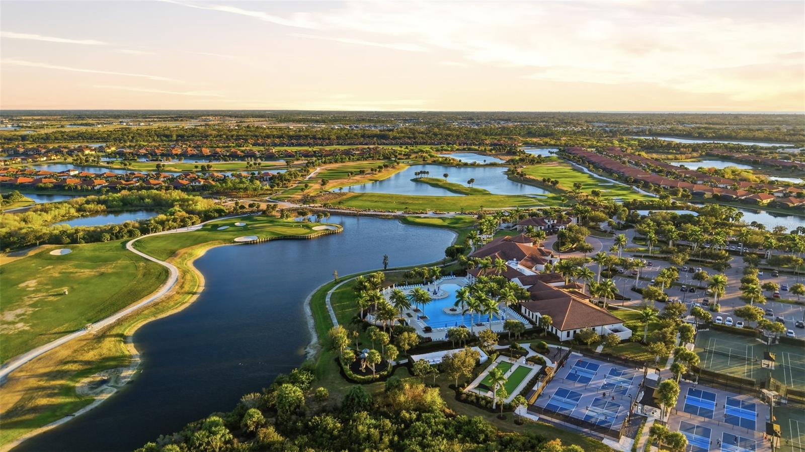 SARASOTA NATIONAL - Residential