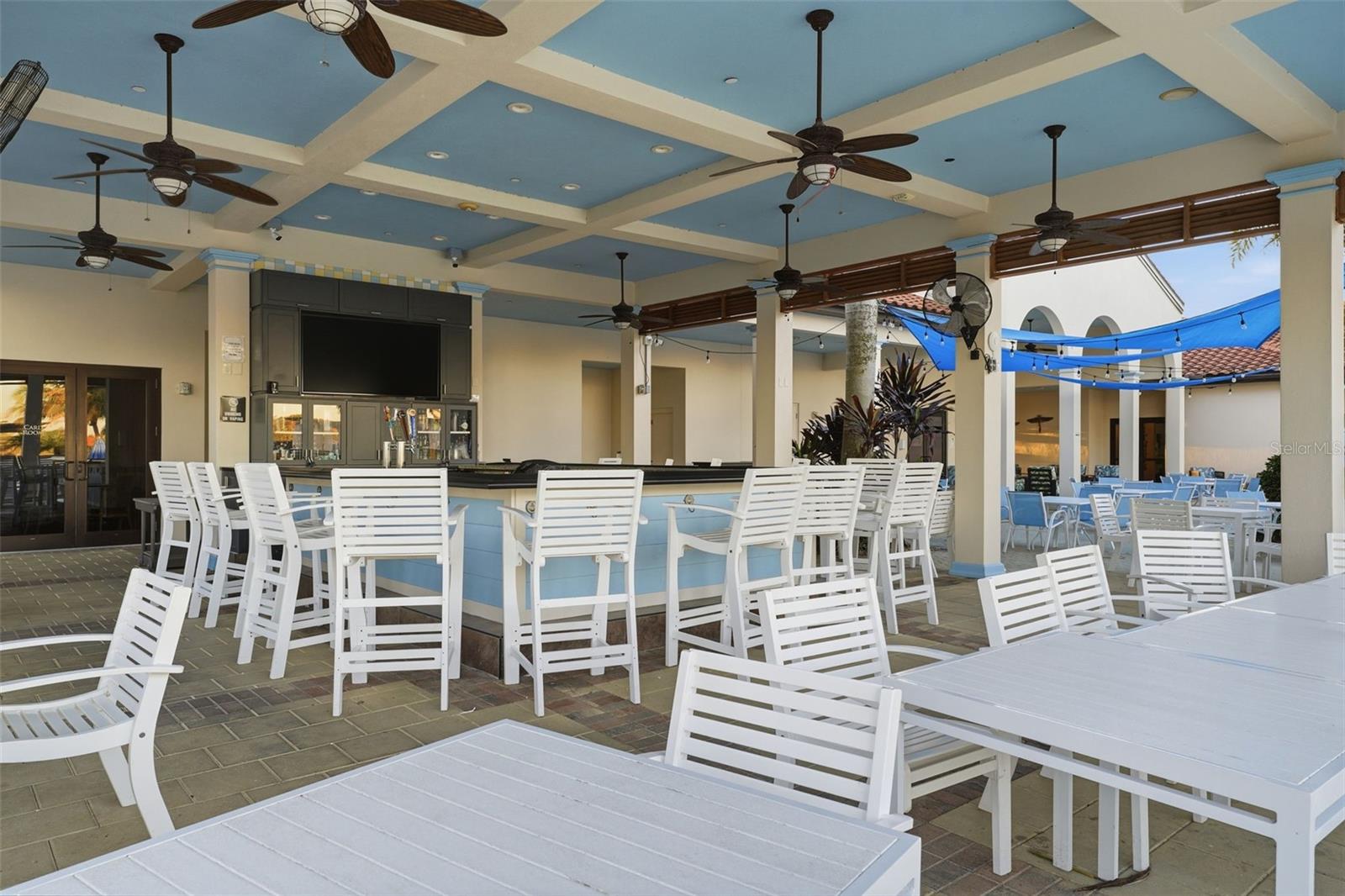 SARASOTA NATIONAL - Residential