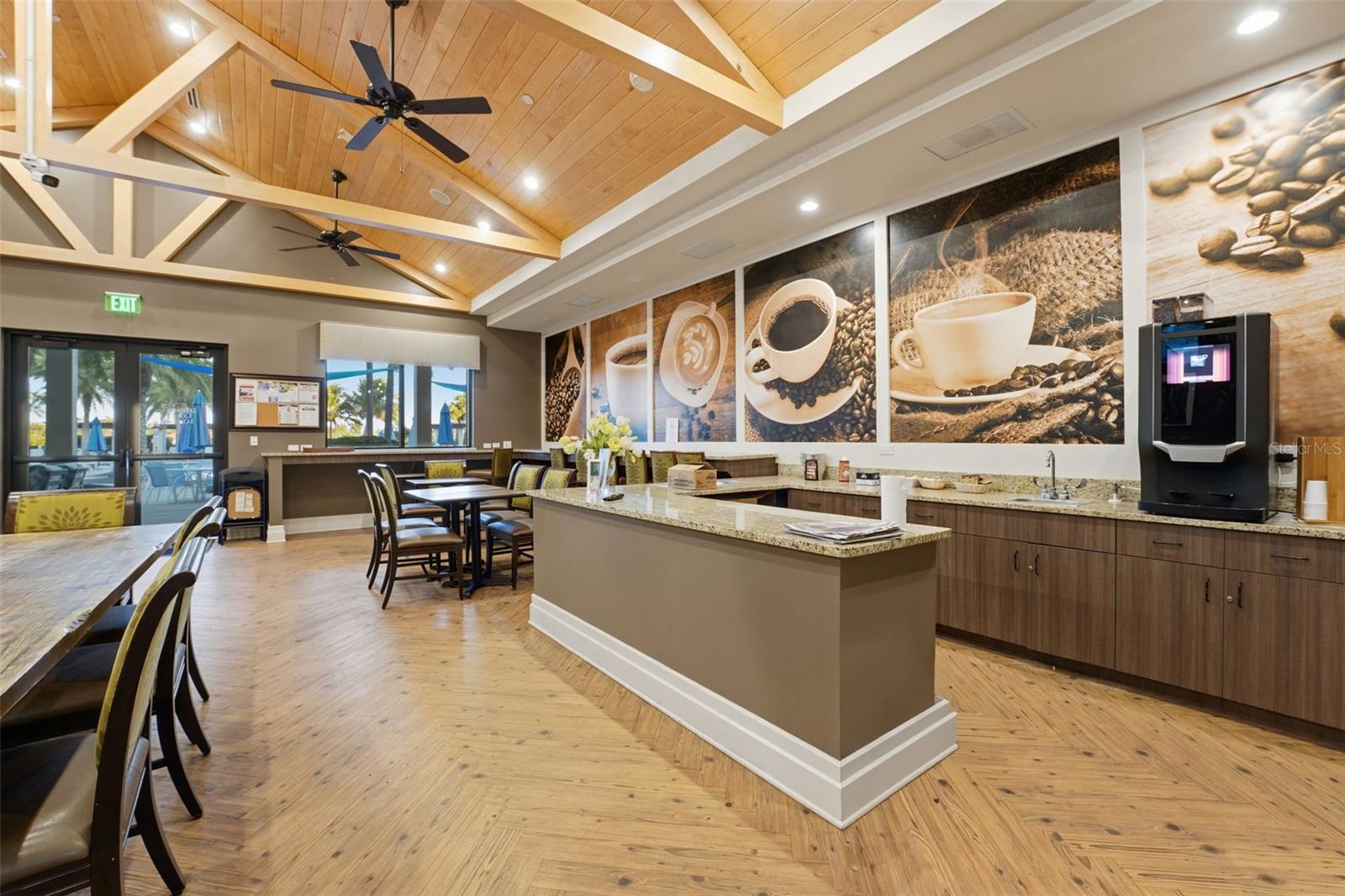 SARASOTA NATIONAL - Residential