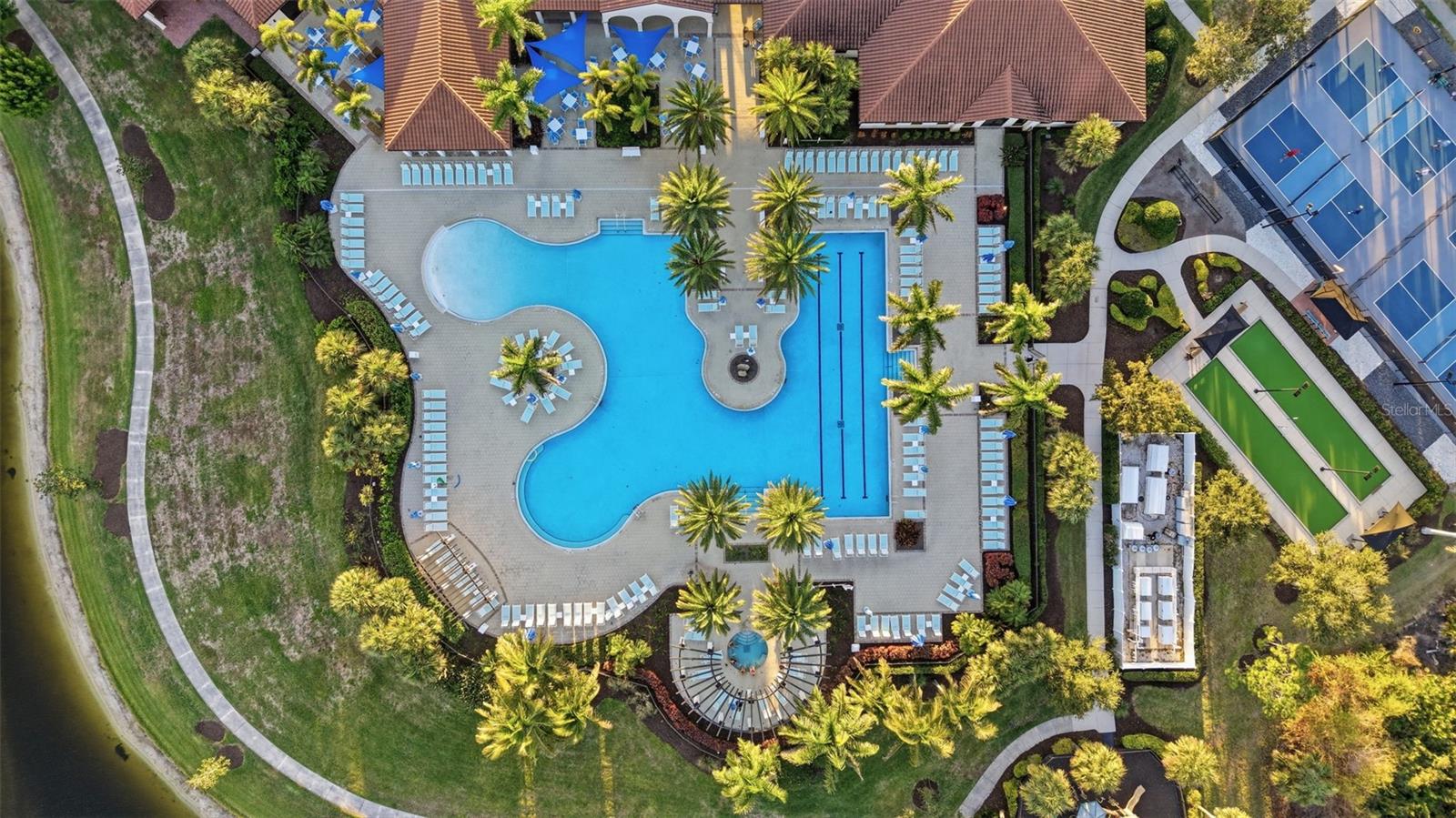 SARASOTA NATIONAL - Residential