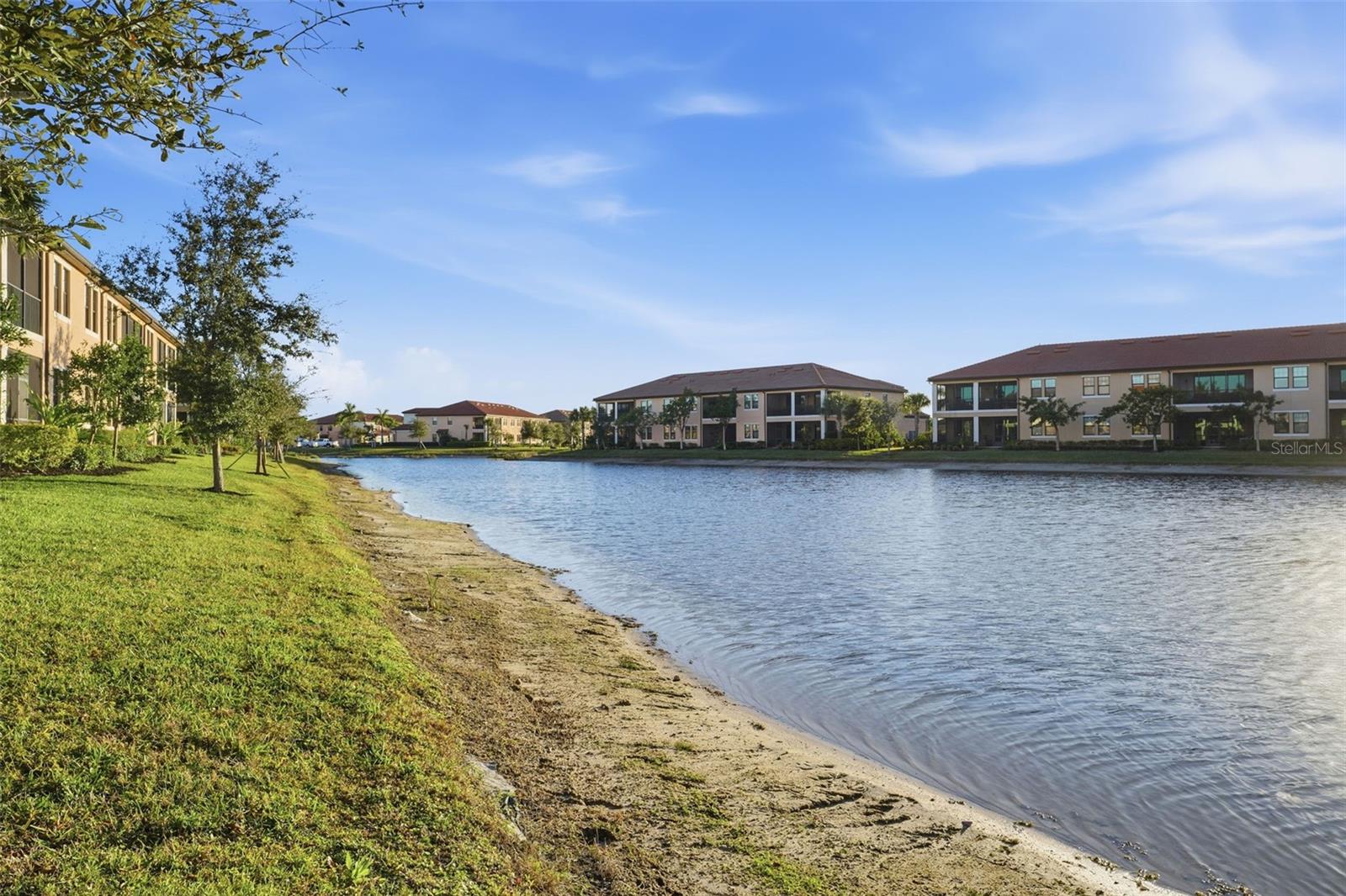 SARASOTA NATIONAL - Residential