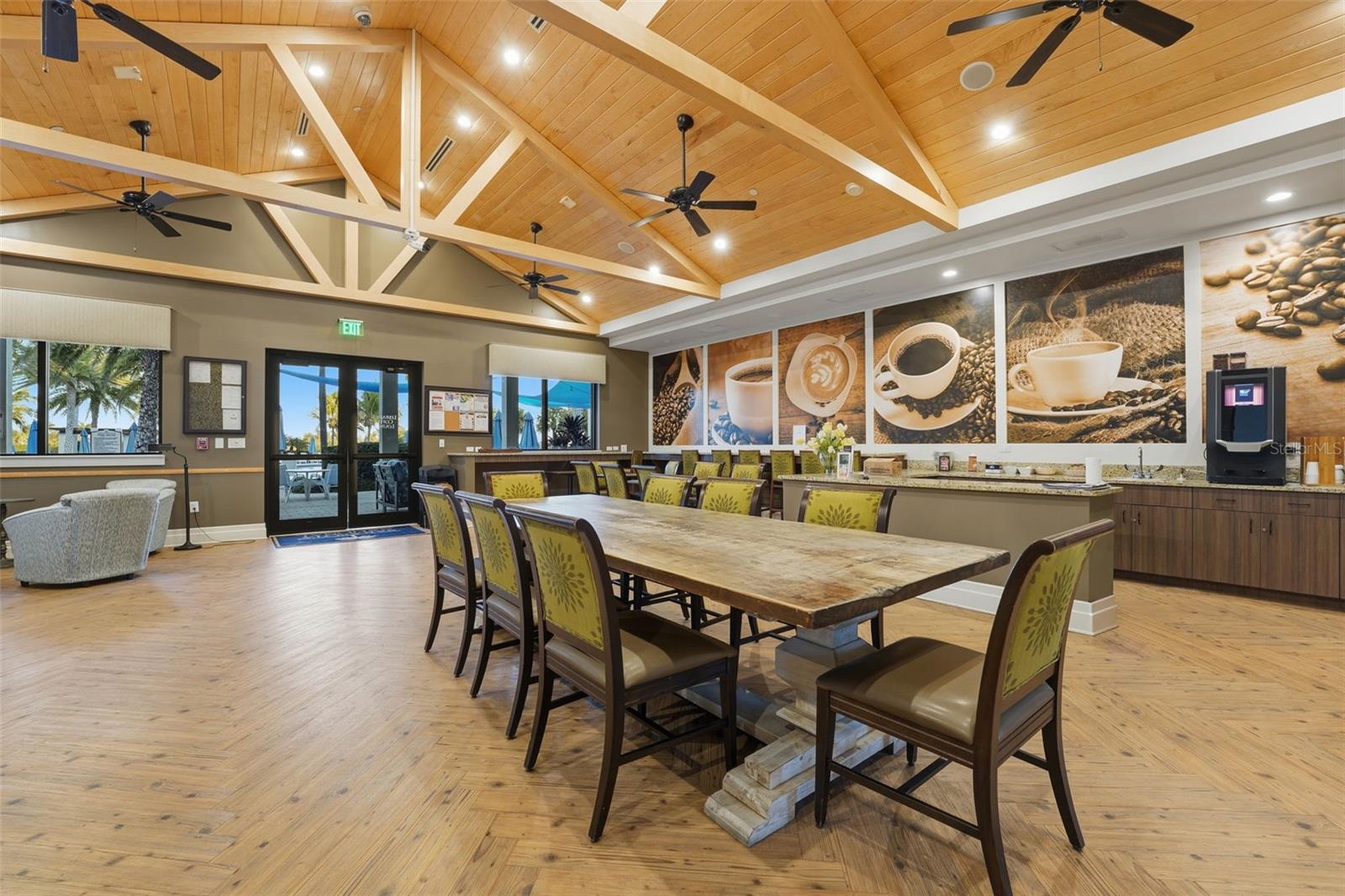 SARASOTA NATIONAL - Residential