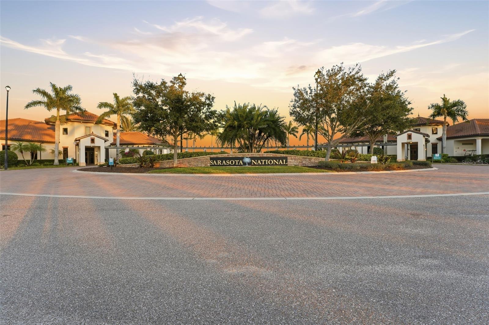 SARASOTA NATIONAL - Residential