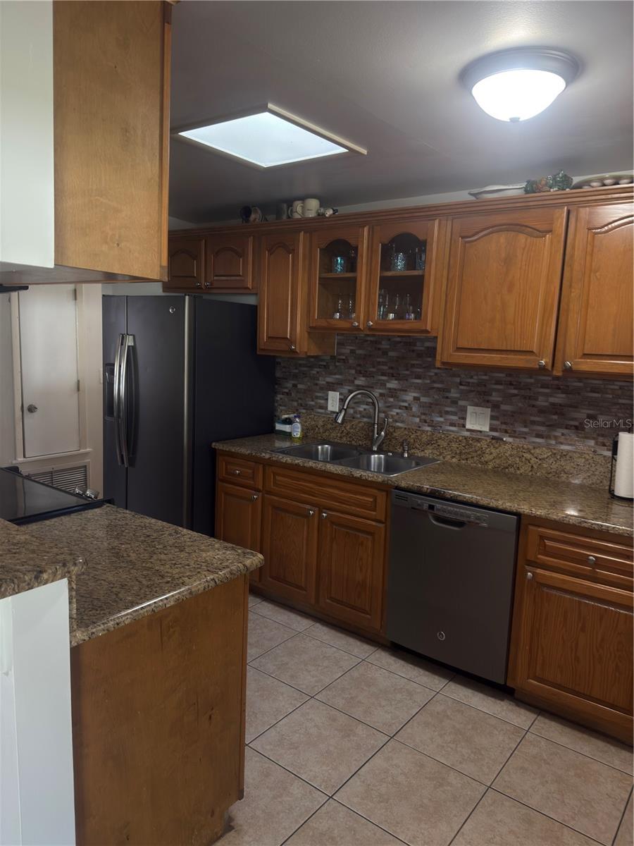 48 PINEHURST CIRCLE