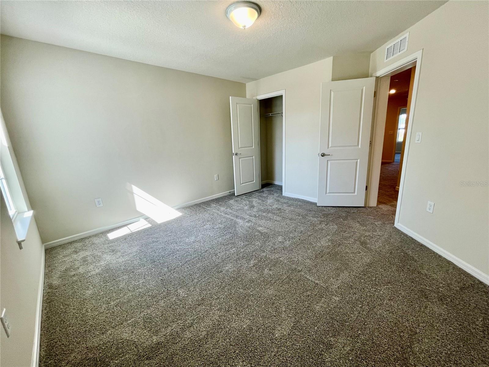 GRAYSON SQUARE - Residential Lease