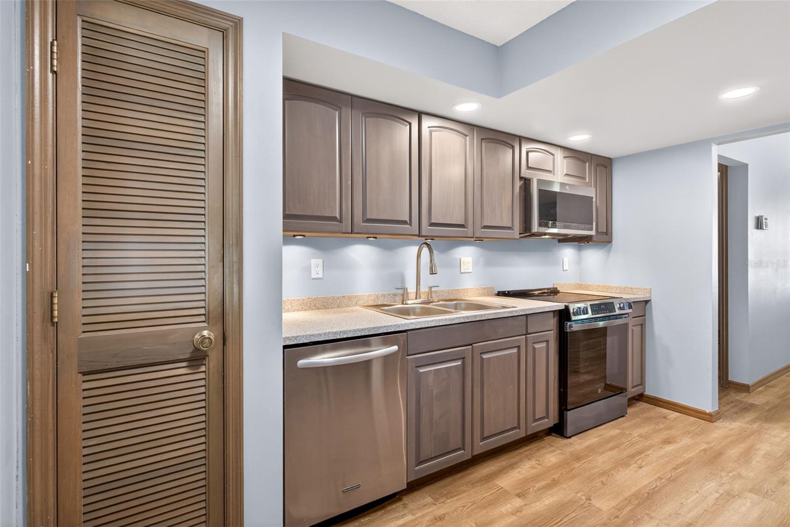 CITRUS SPGS UNIT 04 - Residential