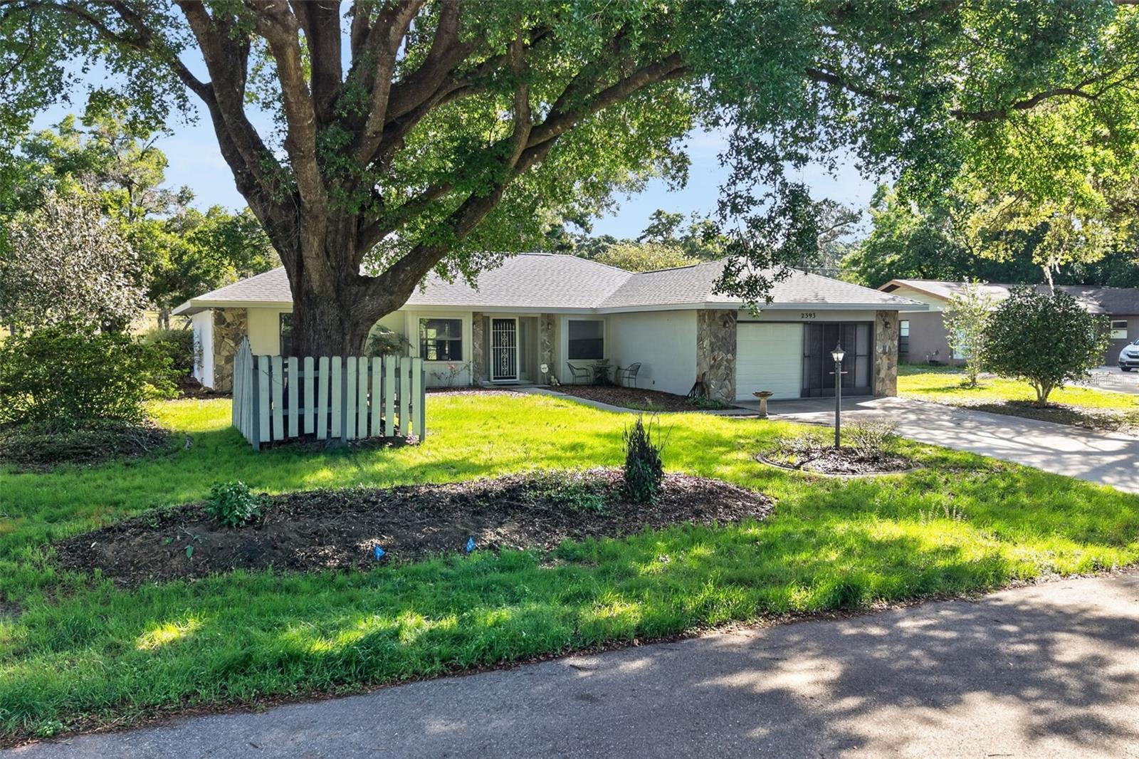 CITRUS SPGS UNIT 04 - Residential