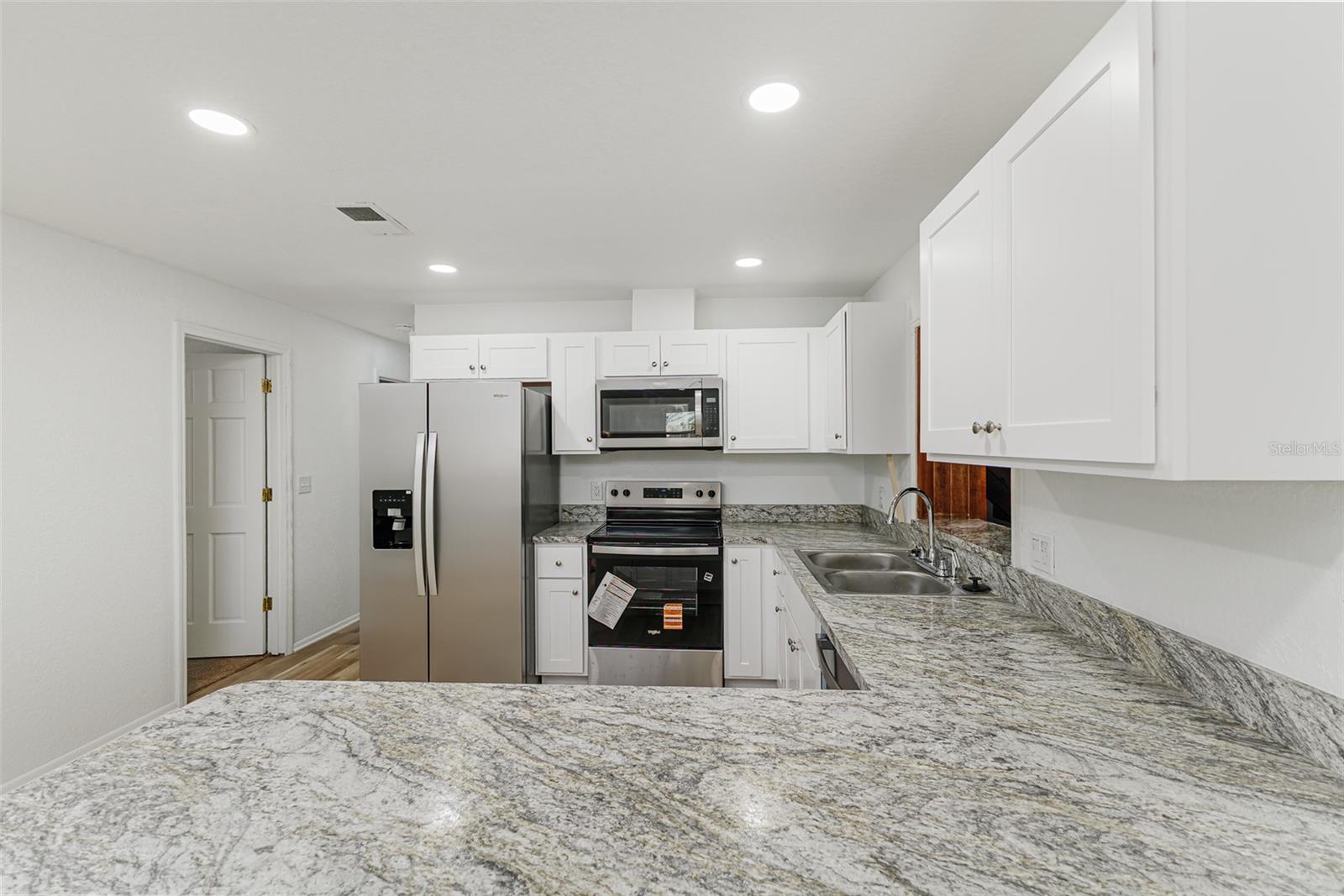 HIGH POINT - Residential