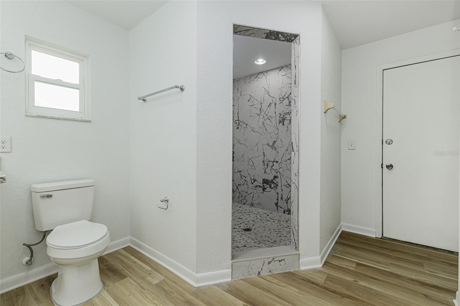 HIGH POINT - Residential