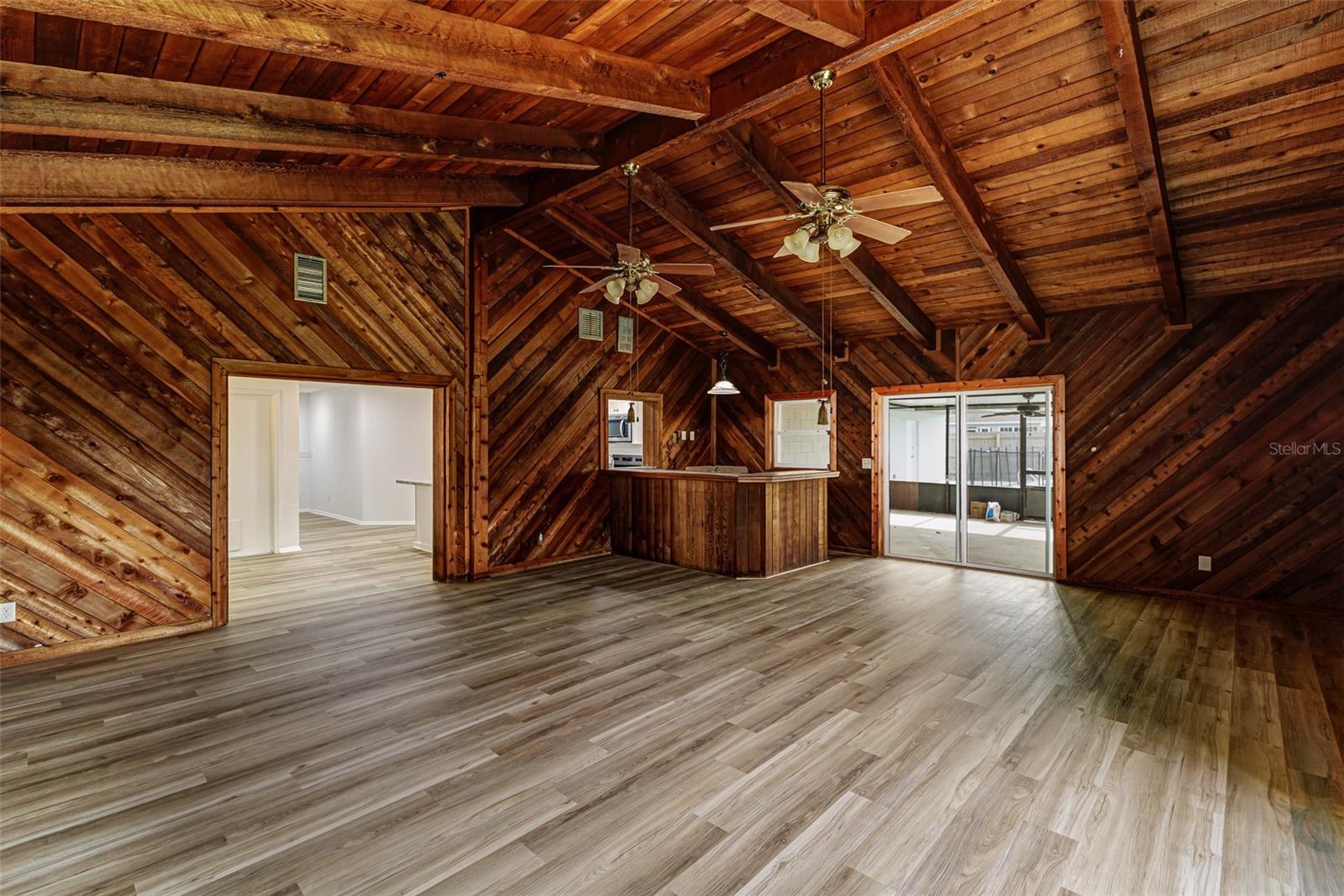 HIGH POINT - Residential