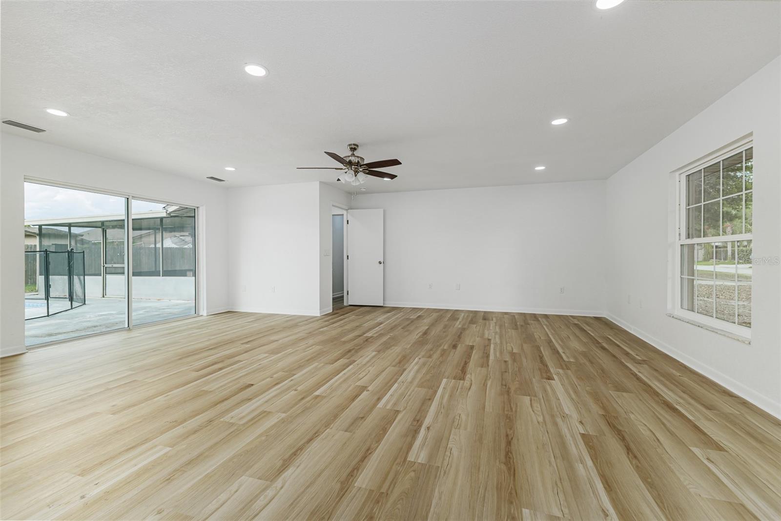 HIGH POINT - Residential
