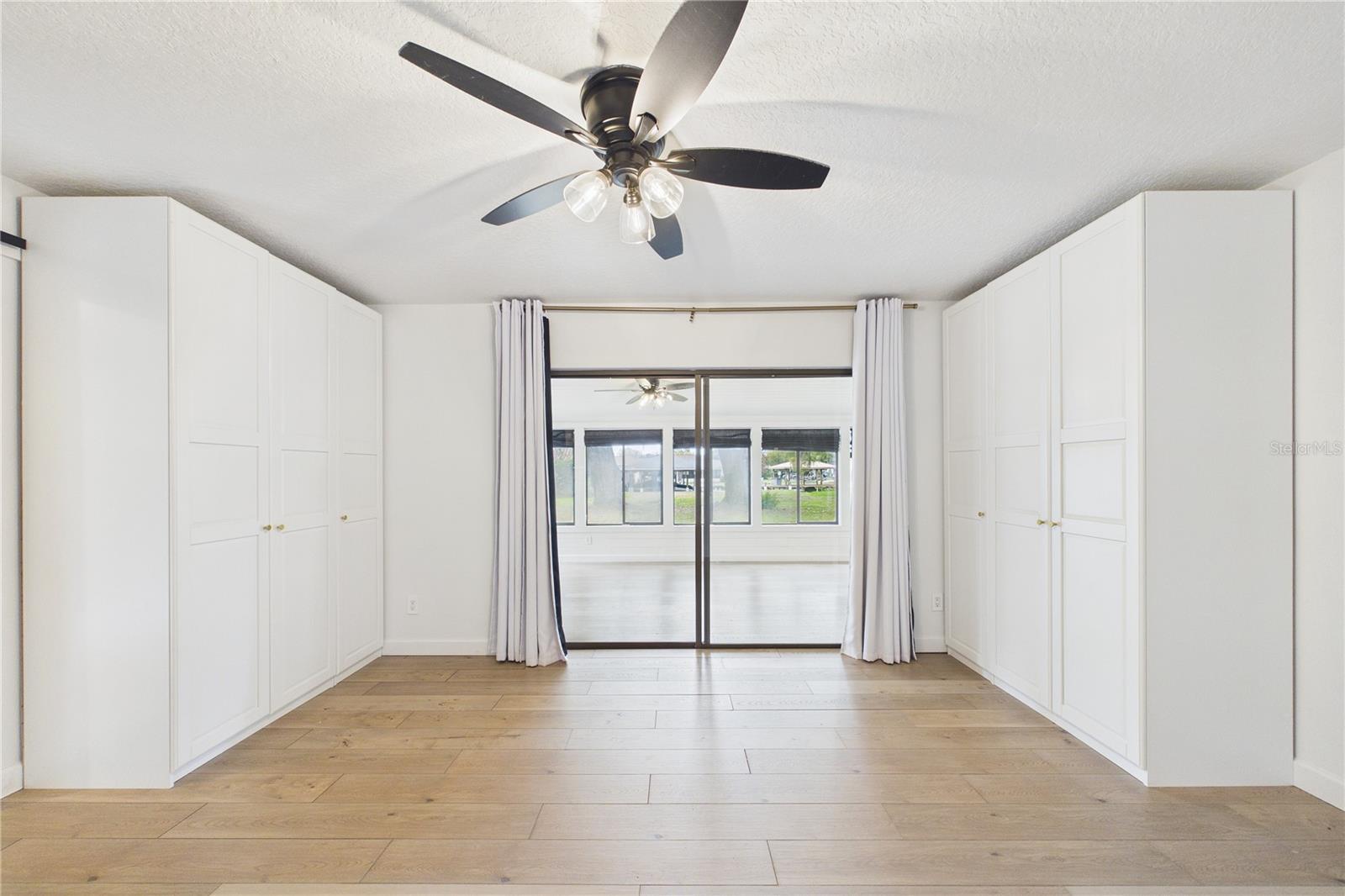 MAJESTIC OAKS - Residential