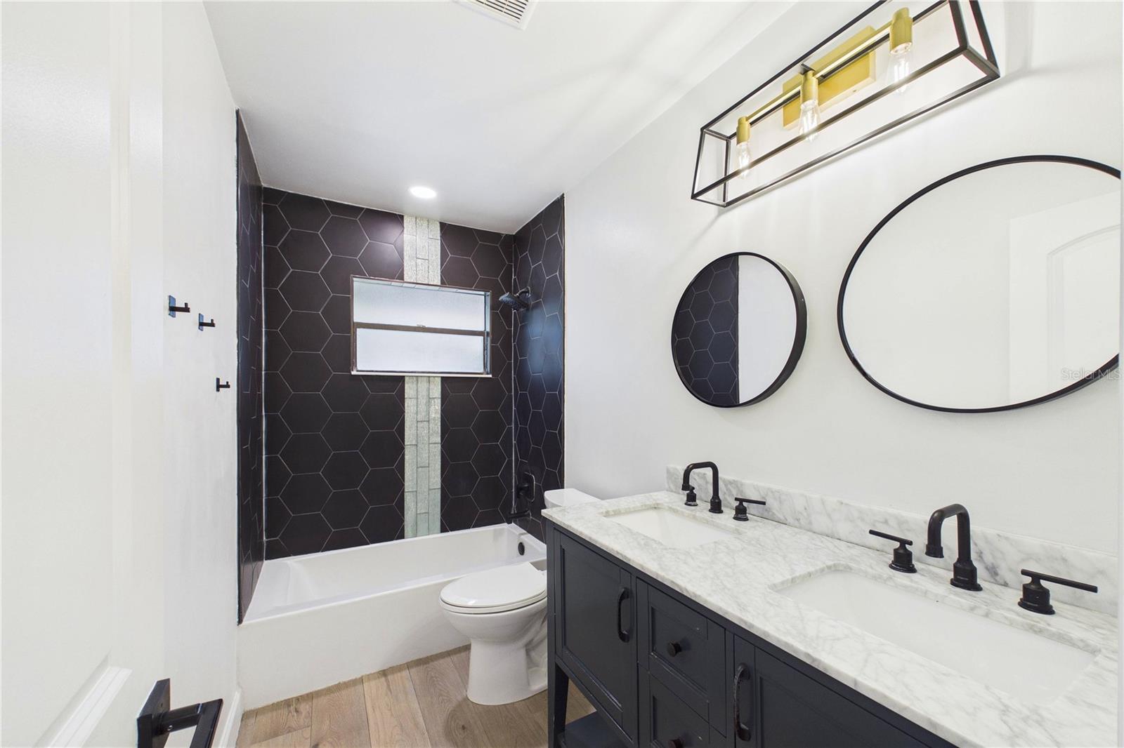 MAJESTIC OAKS - Residential