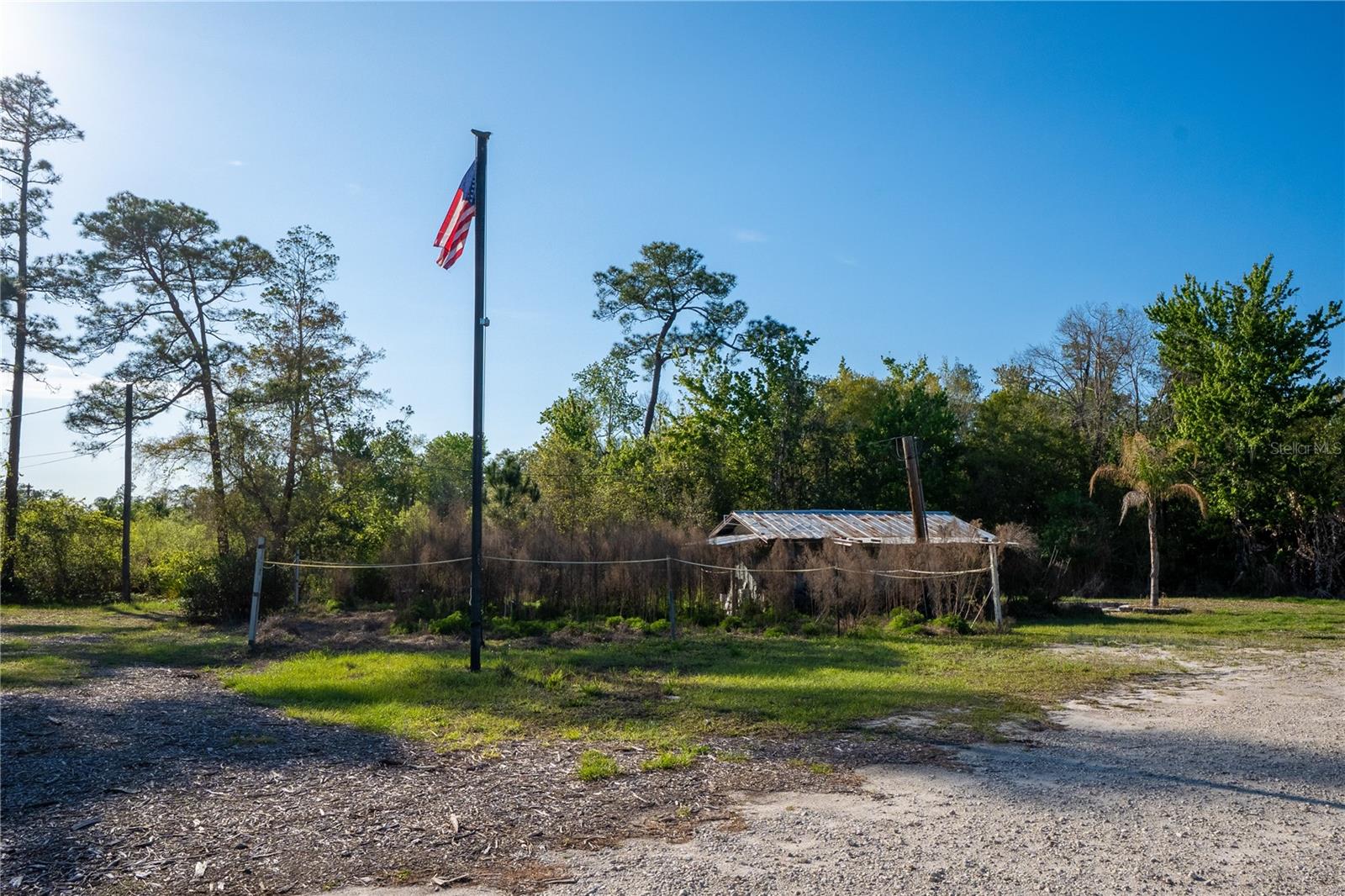 WOODLAND ESTATES - Residential