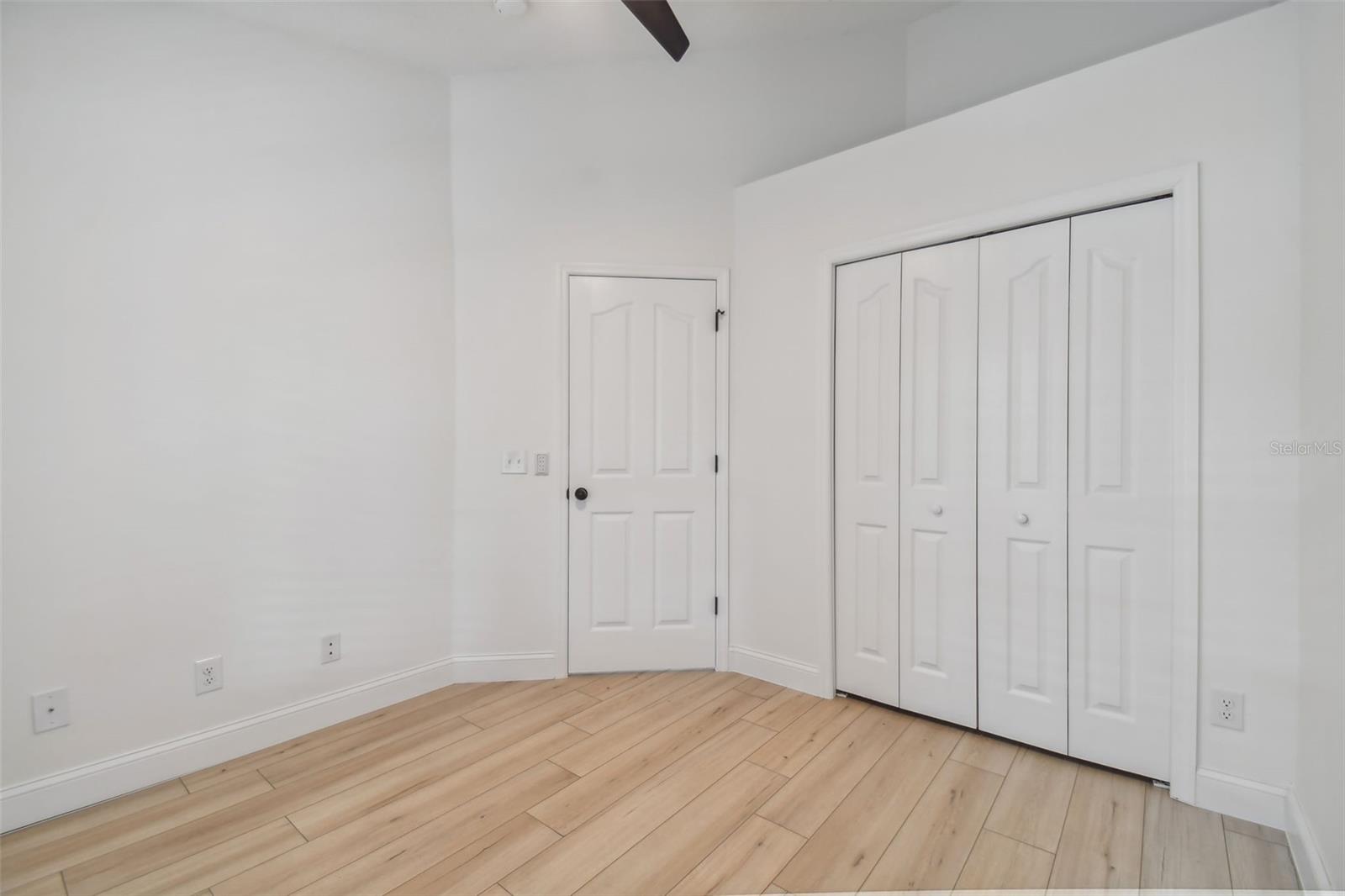 TRAFALGAR SQUARE - Residential Lease