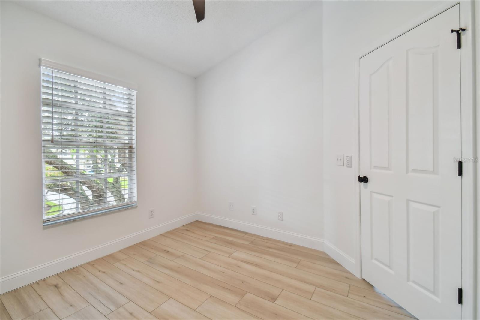 TRAFALGAR SQUARE - Residential Lease