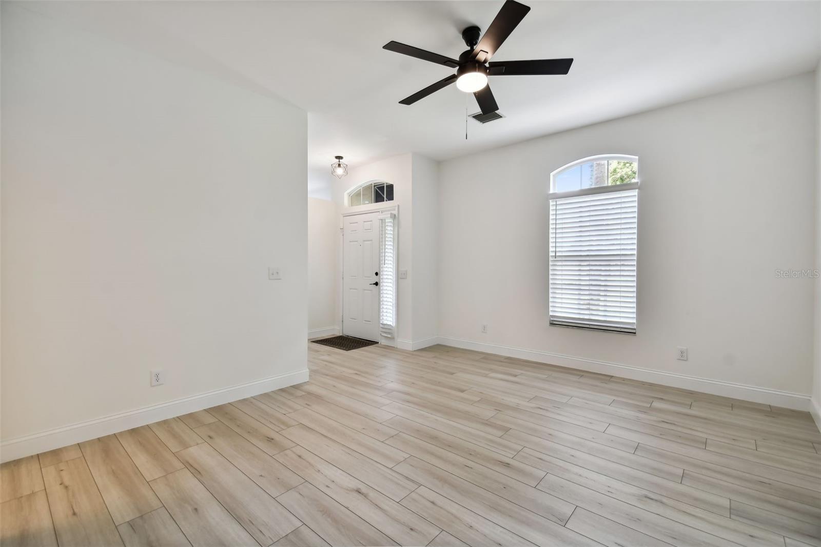 TRAFALGAR SQUARE - Residential Lease