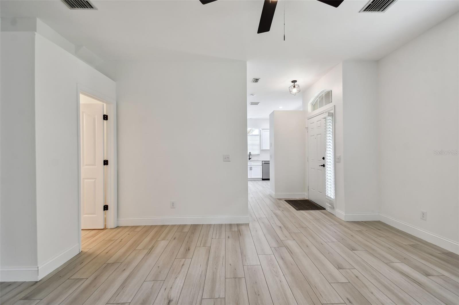 TRAFALGAR SQUARE - Residential Lease