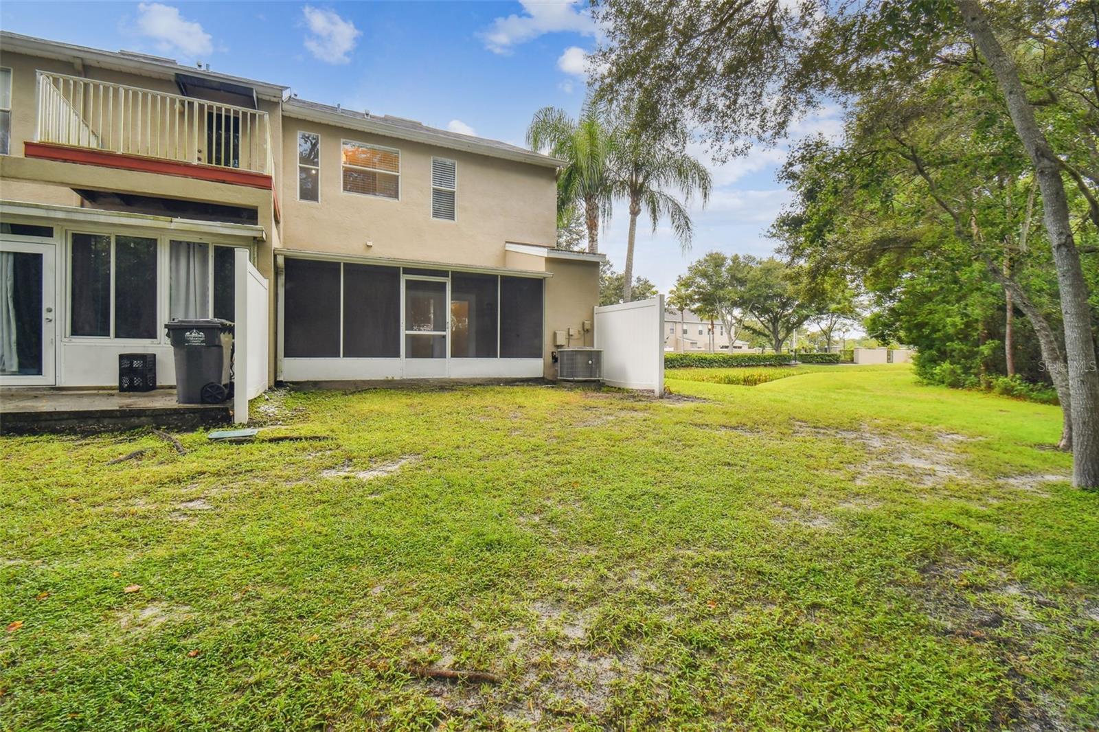 TRAFALGAR SQUARE - Residential Lease