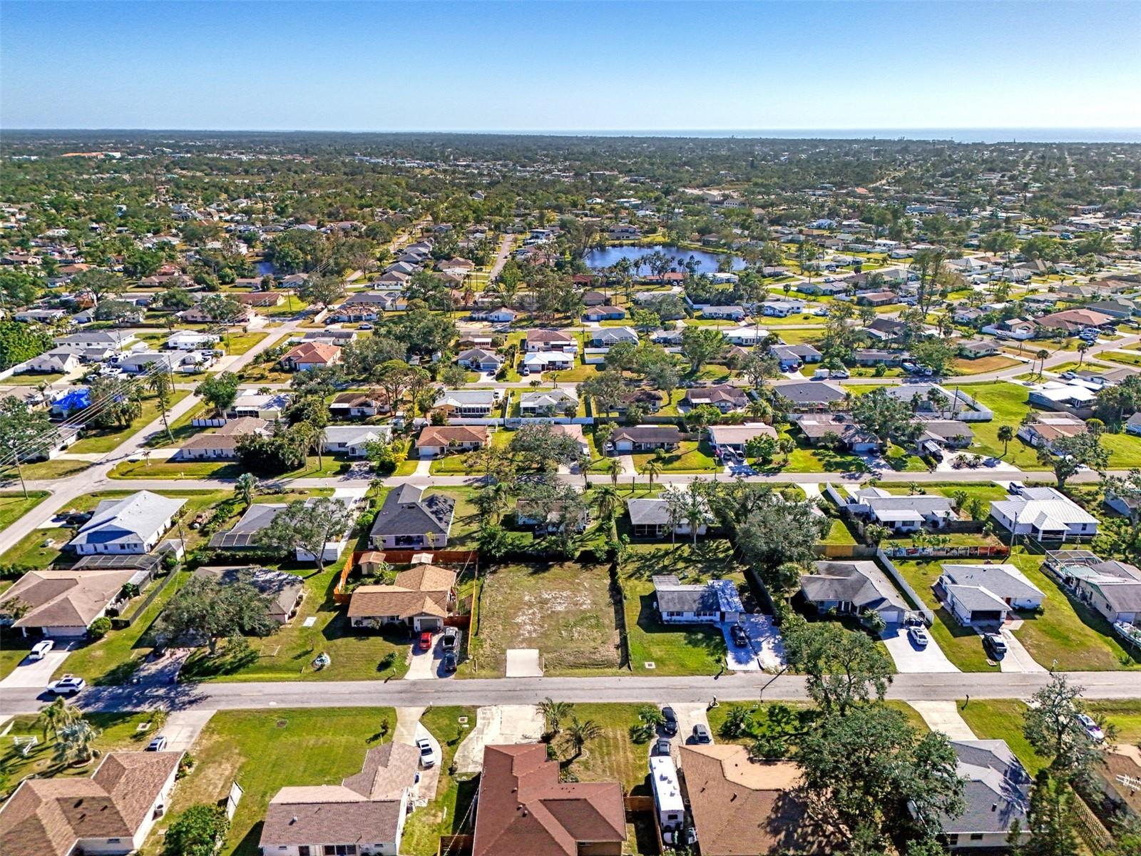 SOUTH VENICE - Land