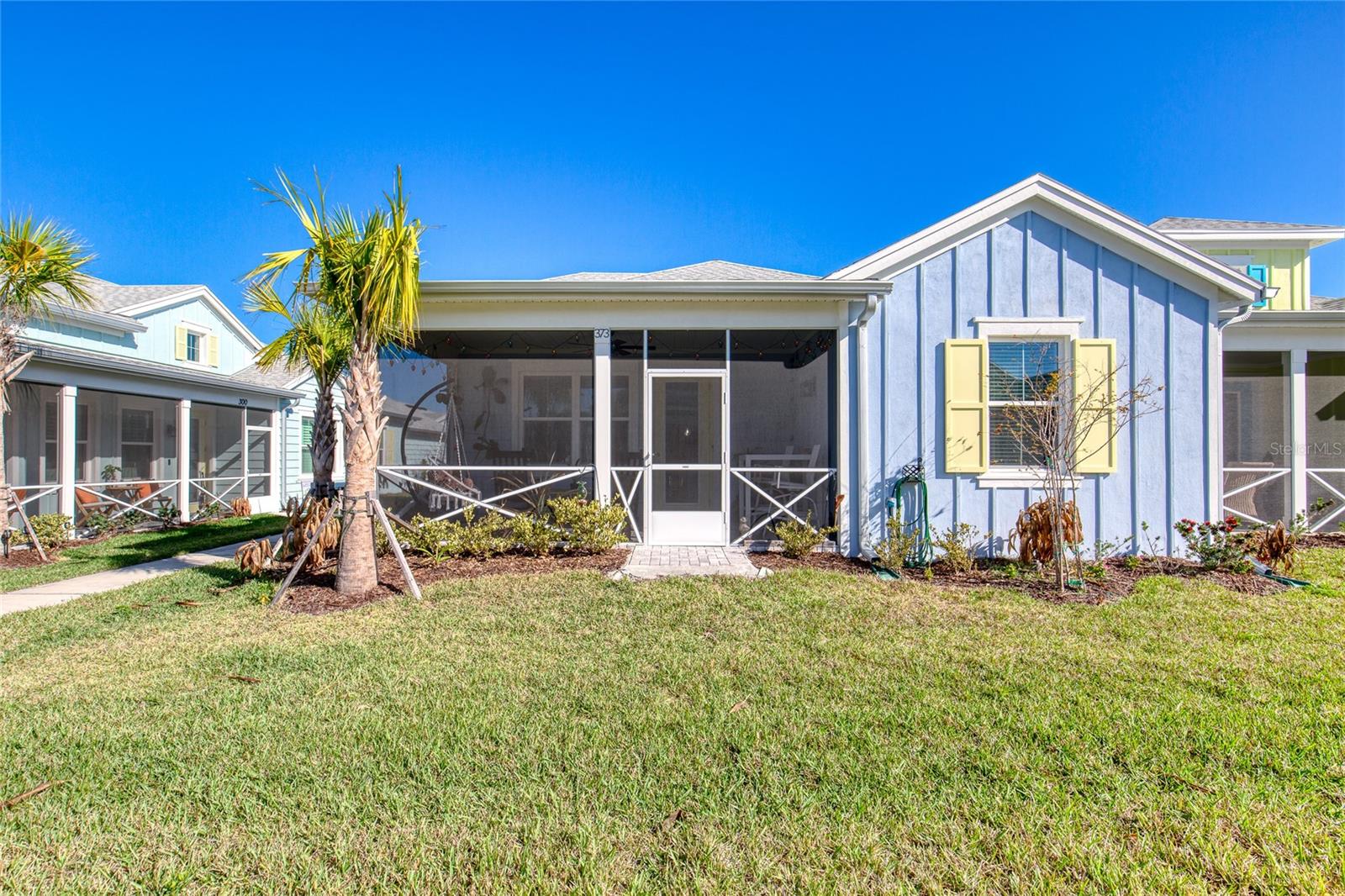 LATITUDE/DAYTONA BEACH CLOAR - Residential