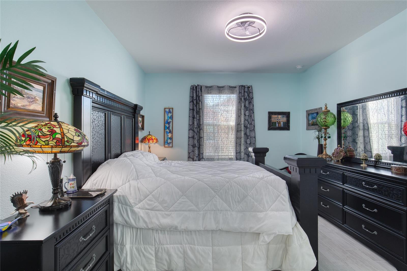 LATITUDE/DAYTONA BEACH CLOAR - Residential