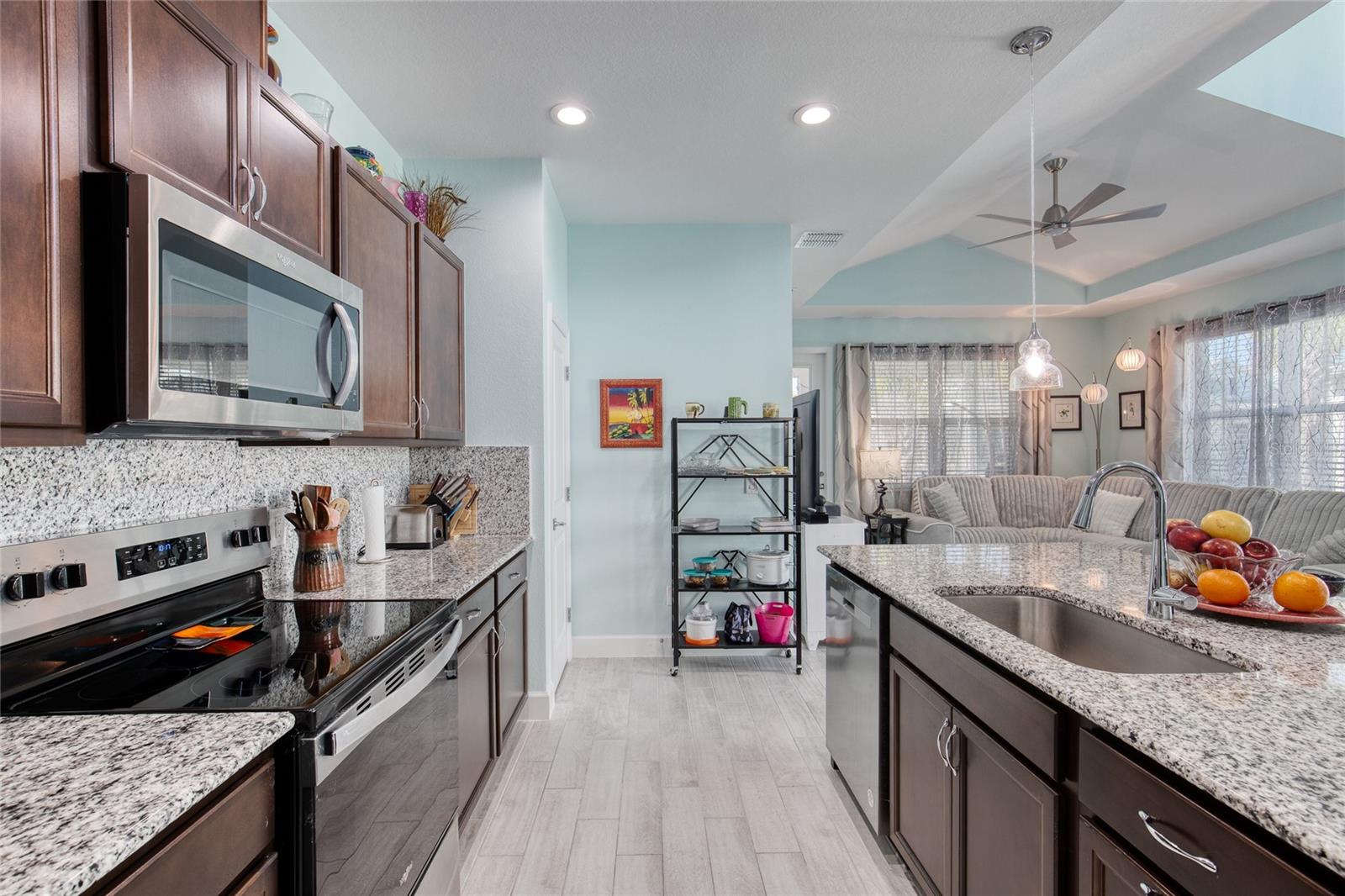 LATITUDE/DAYTONA BEACH CLOAR - Residential