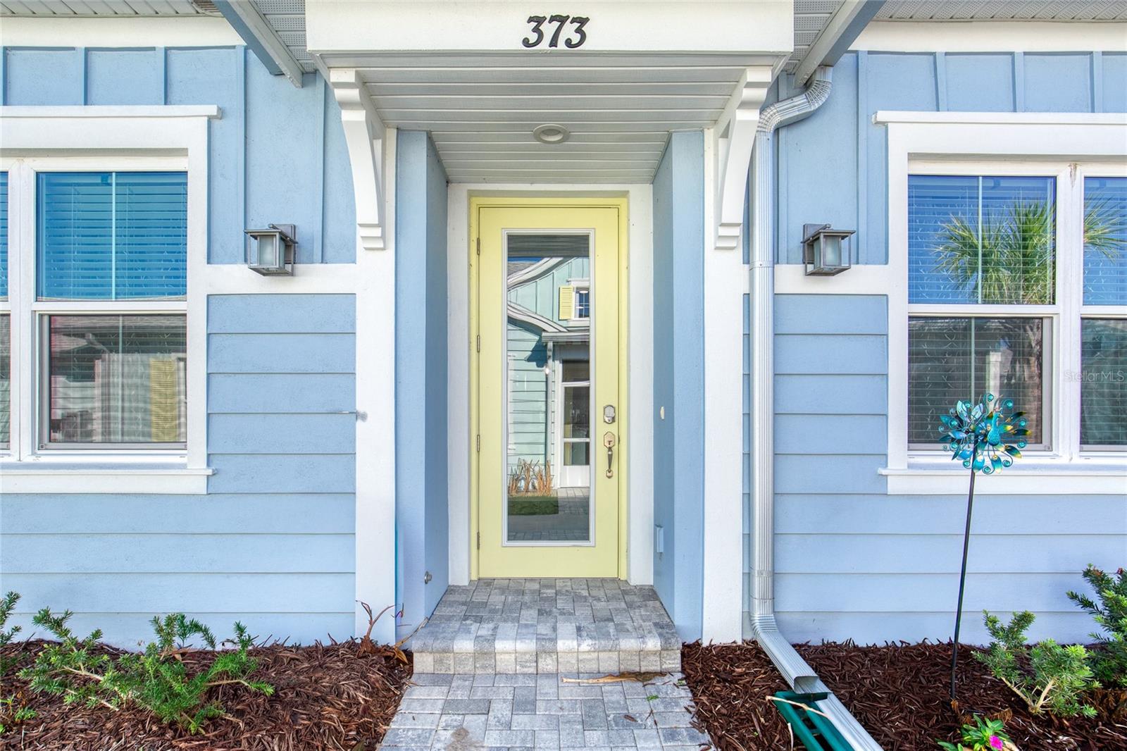 LATITUDE/DAYTONA BEACH CLOAR - Residential