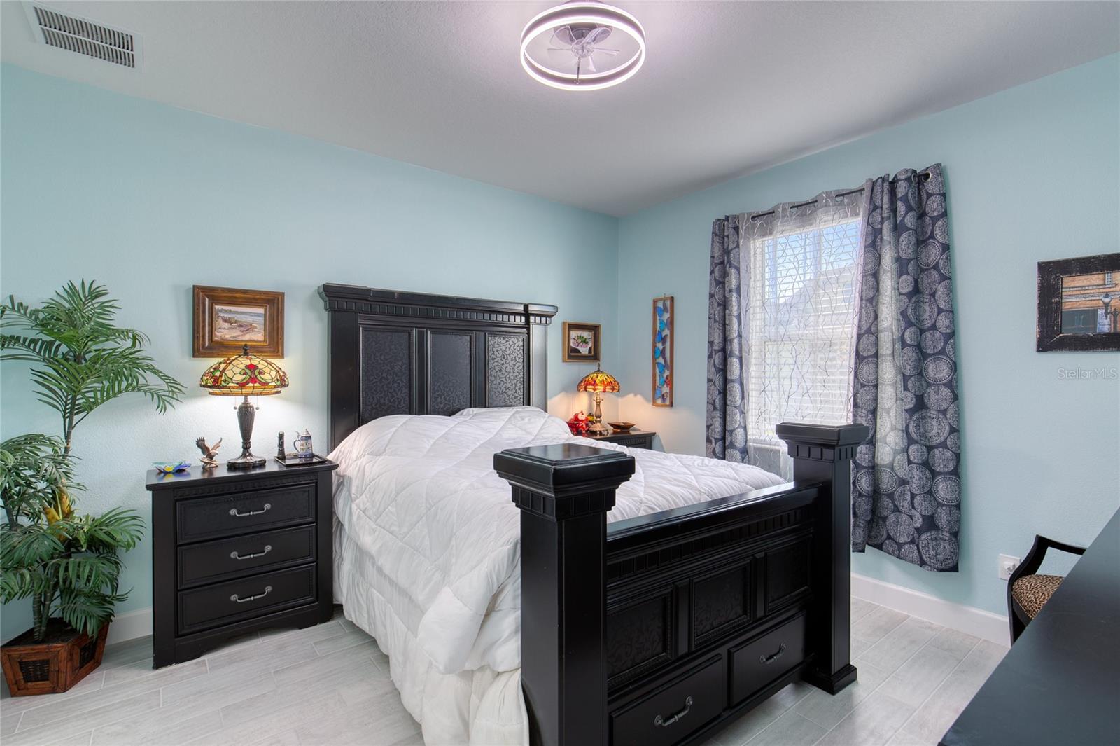 LATITUDE/DAYTONA BEACH CLOAR - Residential