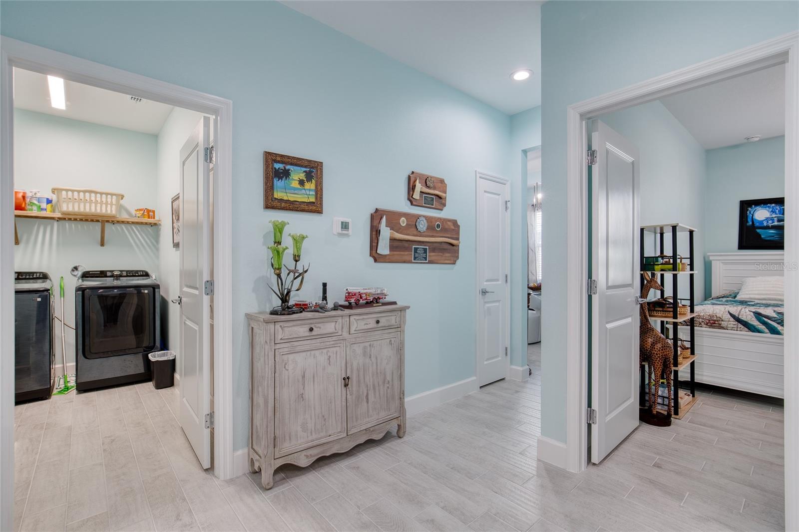 LATITUDE/DAYTONA BEACH CLOAR - Residential