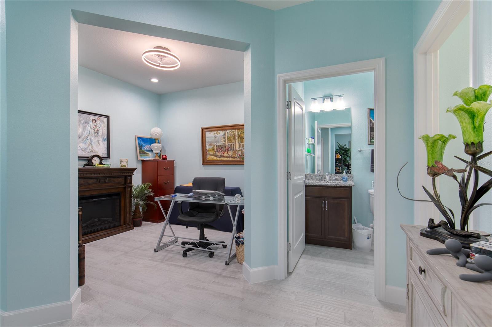 LATITUDE/DAYTONA BEACH CLOAR - Residential