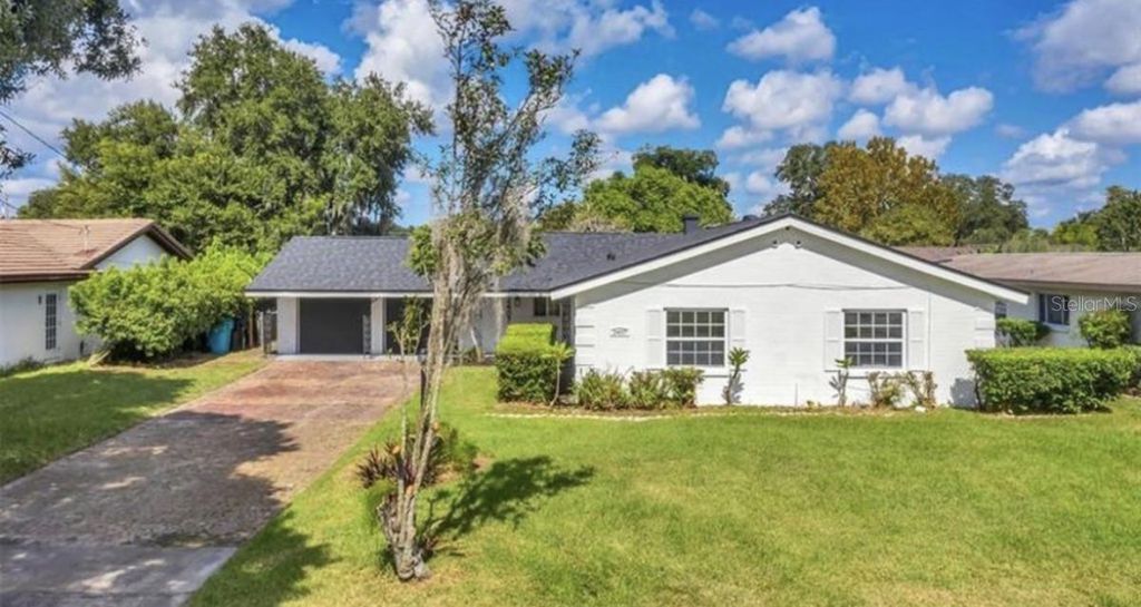 Photo of 2407 Reef Court, Orlando, FL 32805 (MLS # A4683059)