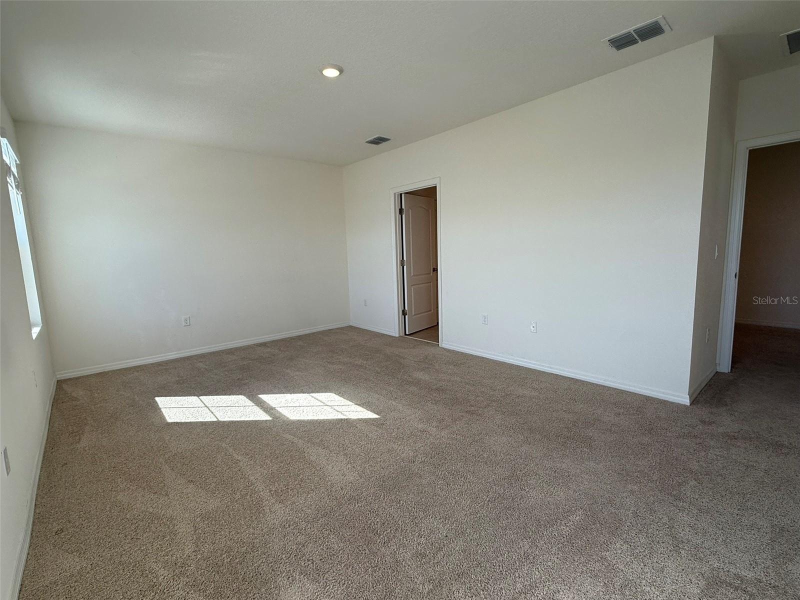 CASCADES PH 1A & 1B - Residential Lease