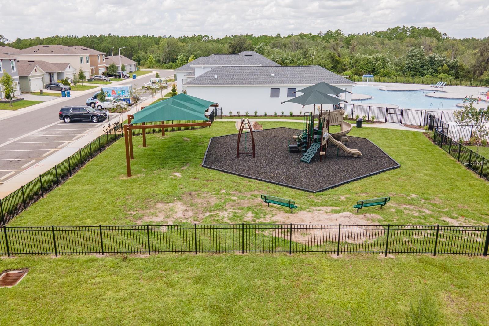 CASCADES PH 1A & 1B - Residential Lease