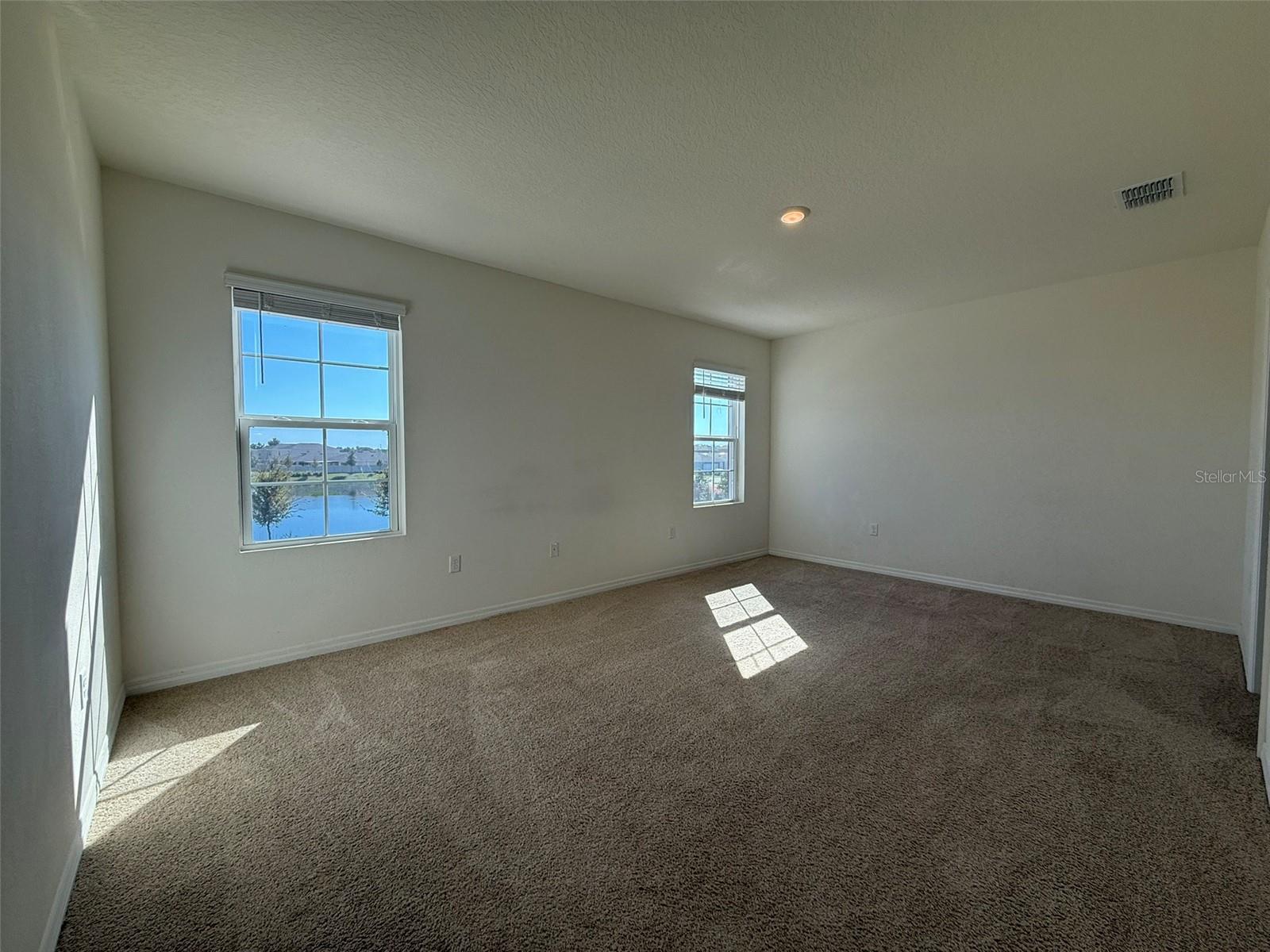 CASCADES PH 1A & 1B - Residential Lease