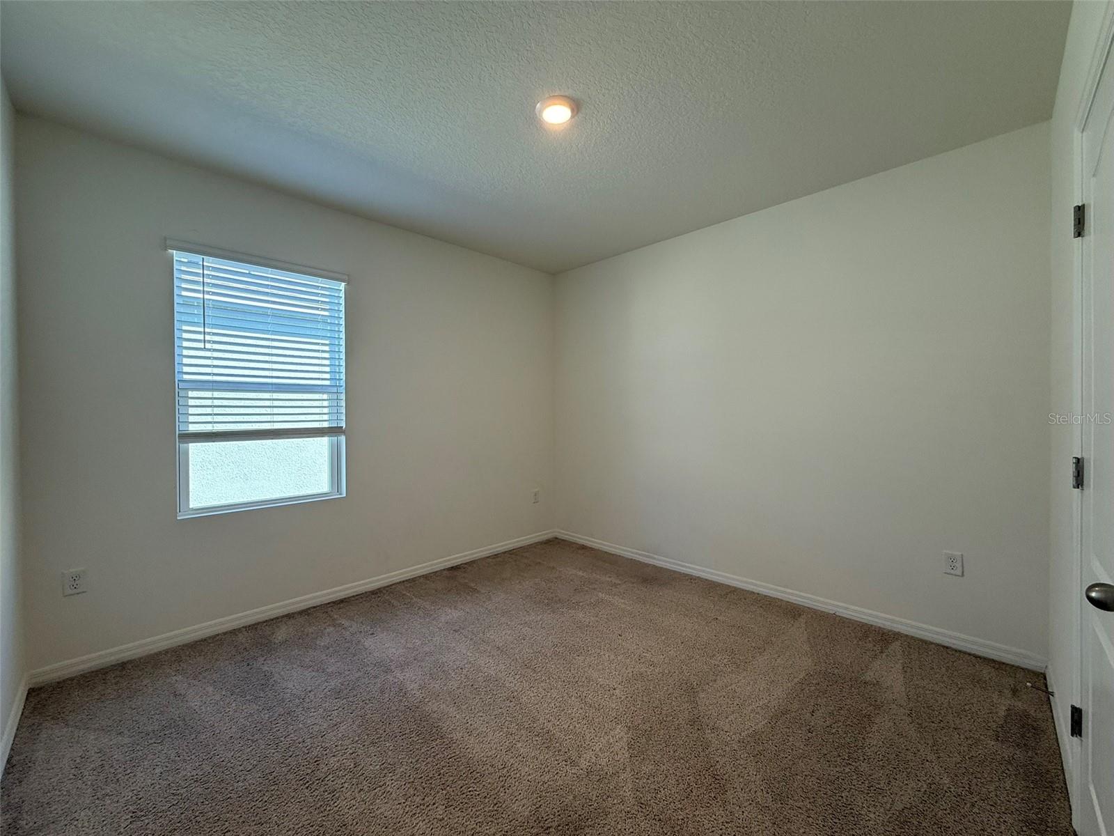 CASCADES PH 1A & 1B - Residential Lease