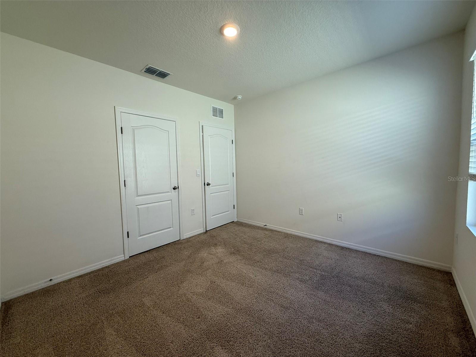 CASCADES PH 1A & 1B - Residential Lease