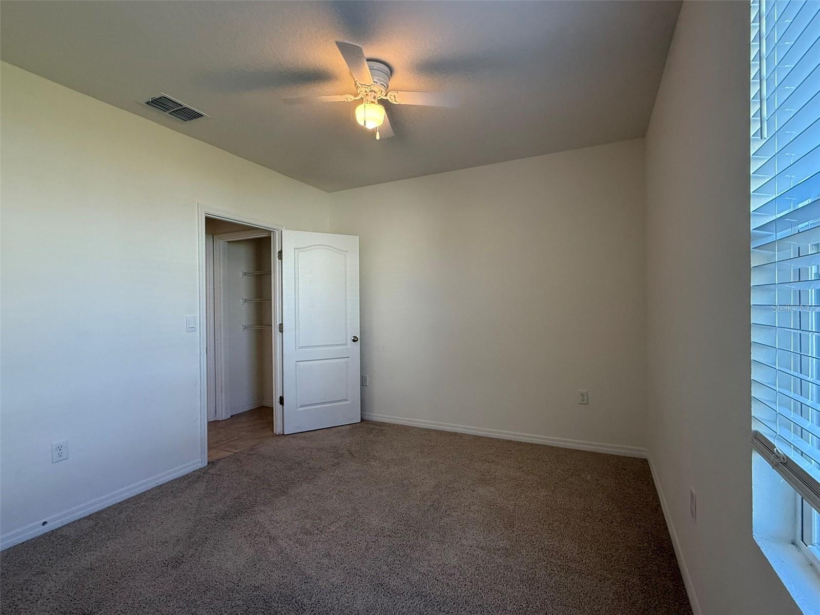 CASCADES PH 1A & 1B - Residential Lease