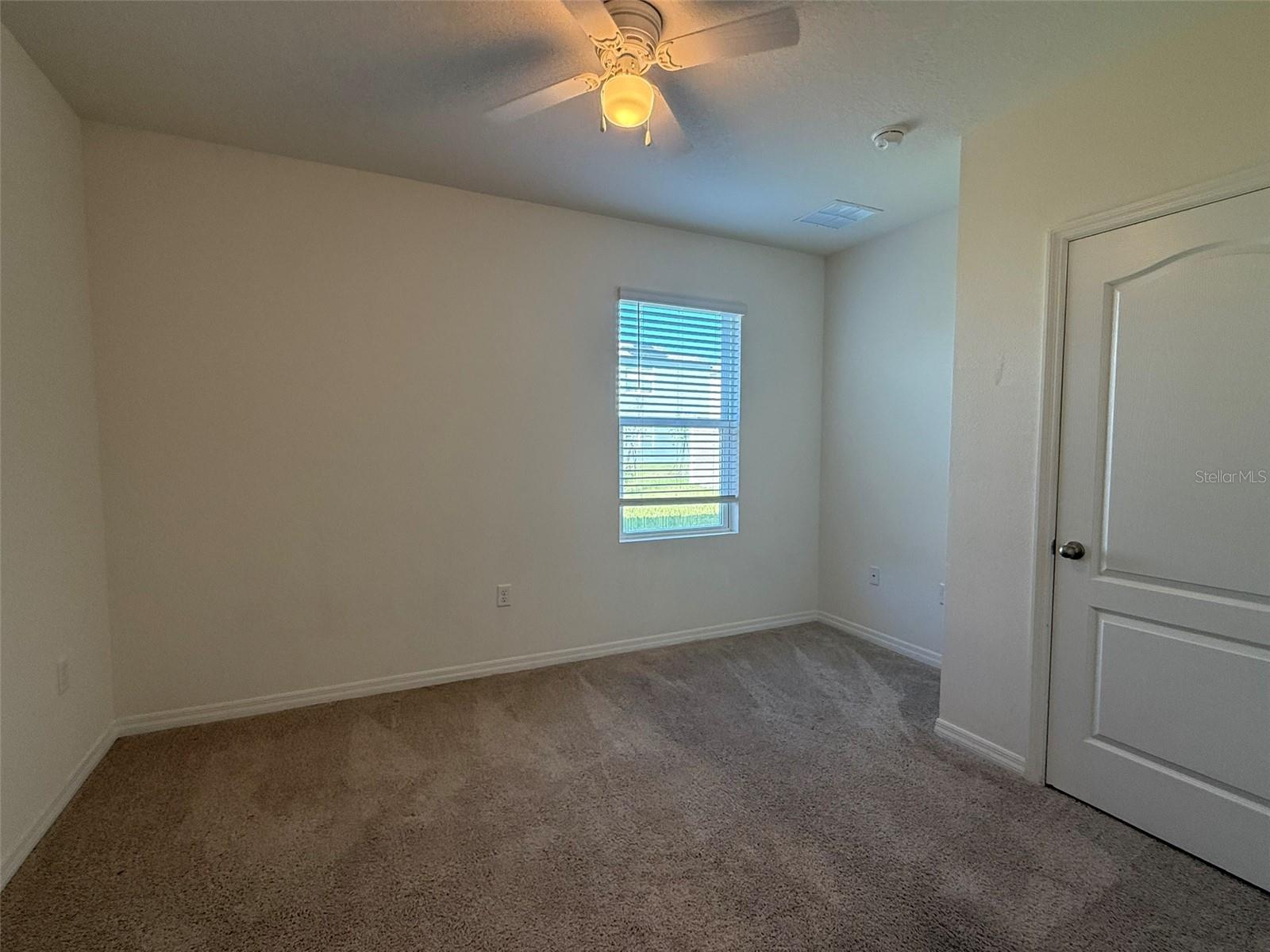 CASCADES PH 1A & 1B - Residential Lease