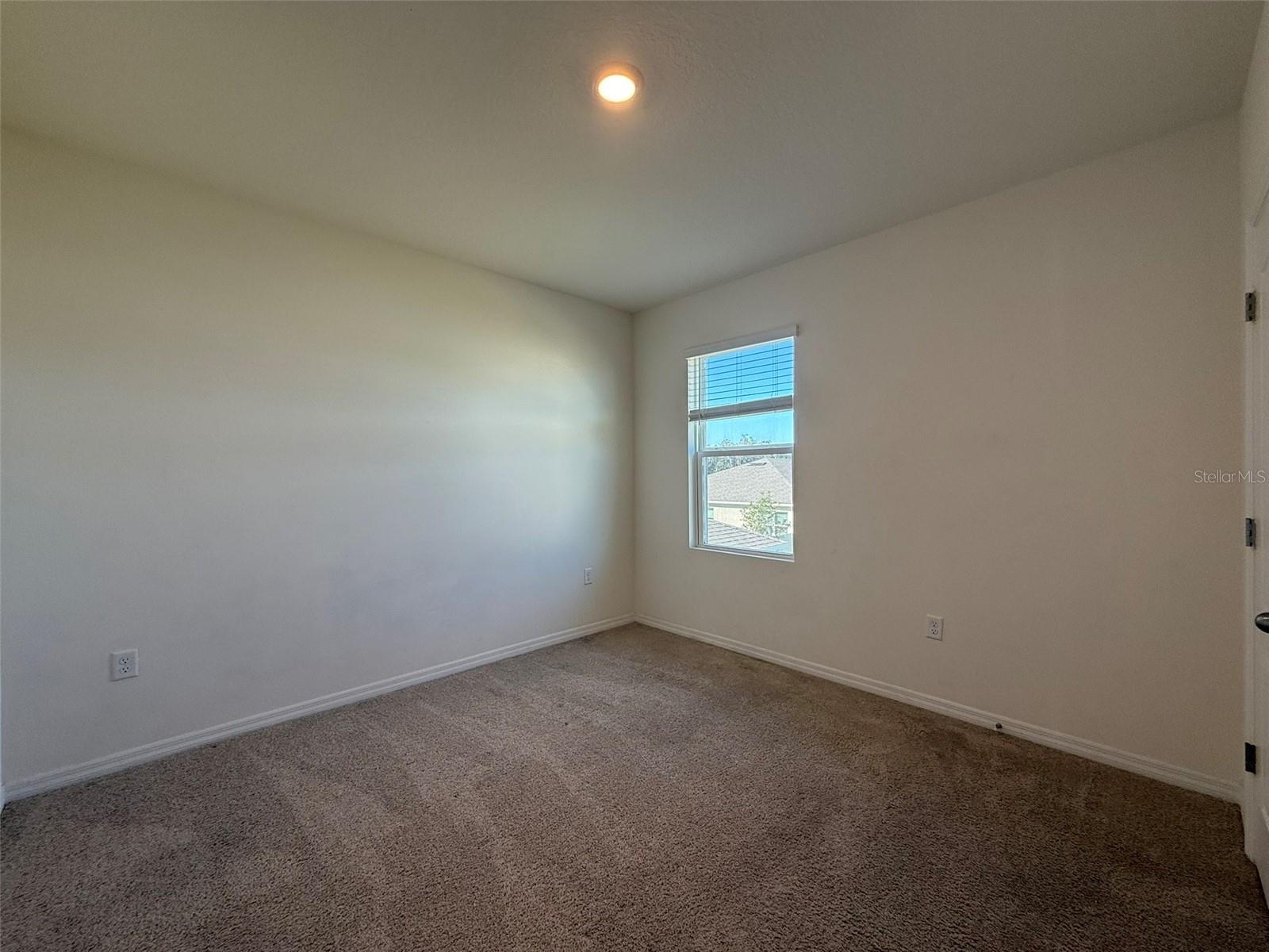 CASCADES PH 1A & 1B - Residential Lease