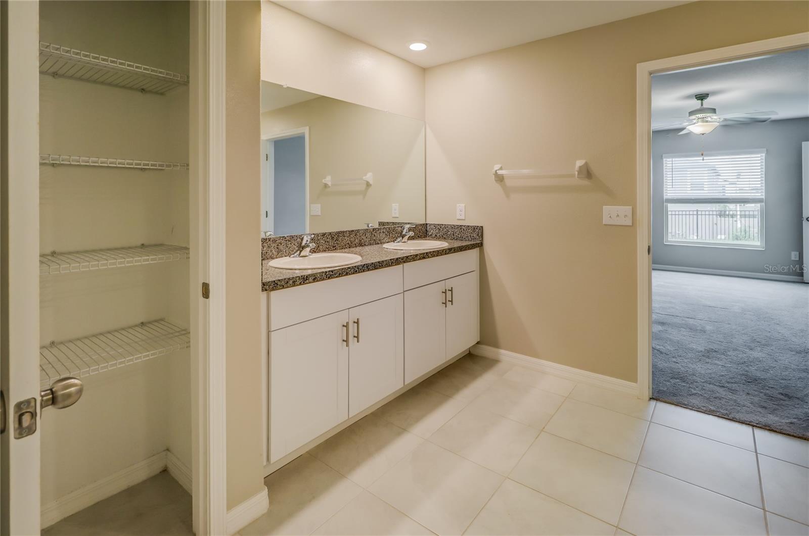 EPPERSON NORTH VILLAGE E-2 - Residential Lease