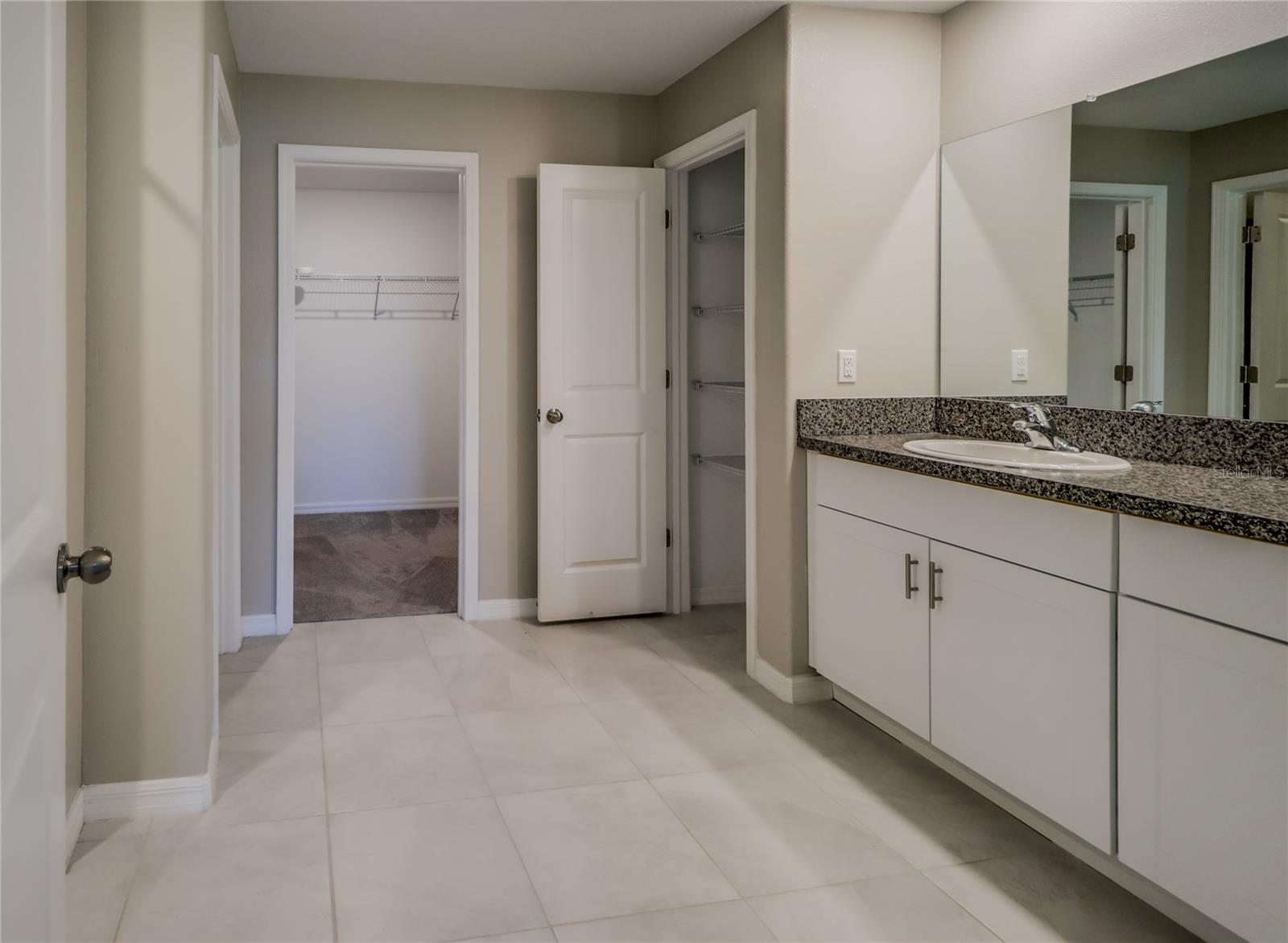 EPPERSON NORTH VILLAGE E-2 - Residential Lease