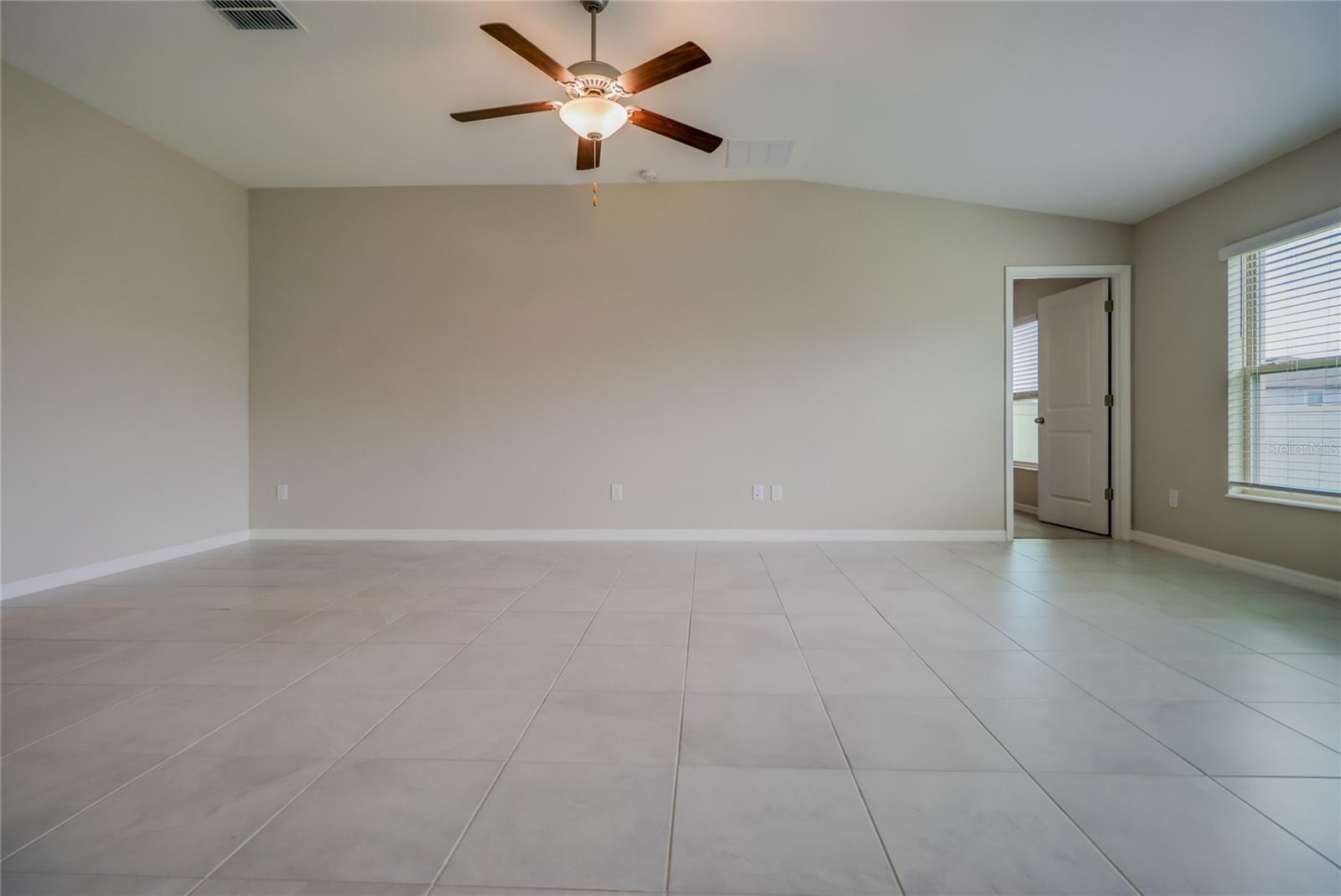 EPPERSON NORTH VILLAGE E-2 - Residential Lease