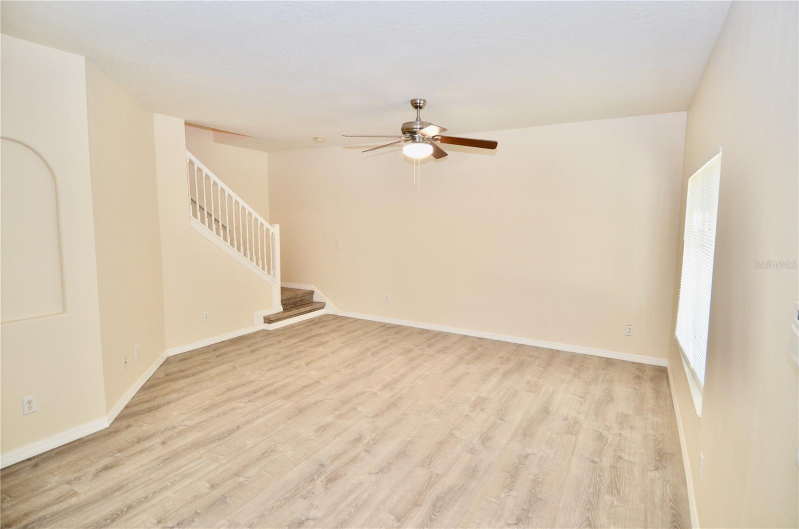 THE TWNHMS AT LIGHTHOUSE COVE III - Residential