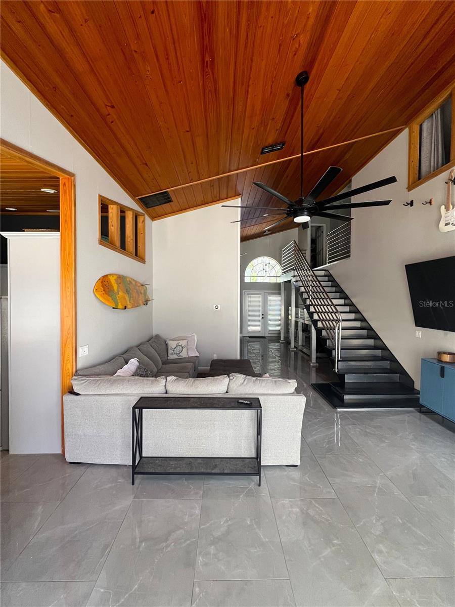 1 HARRIS CIRCLE