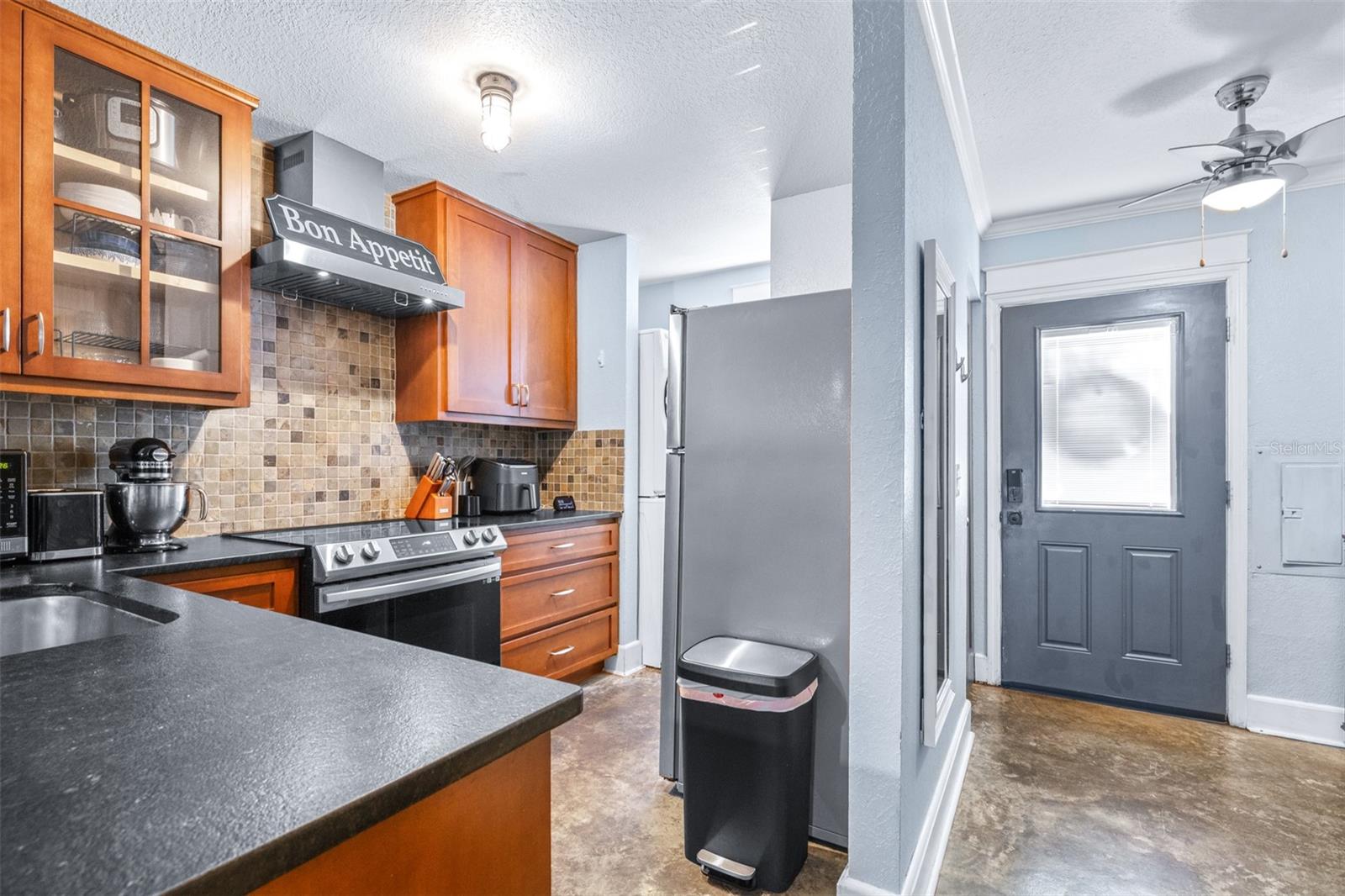 VICTORIA TERRACE A CONDO - Residential